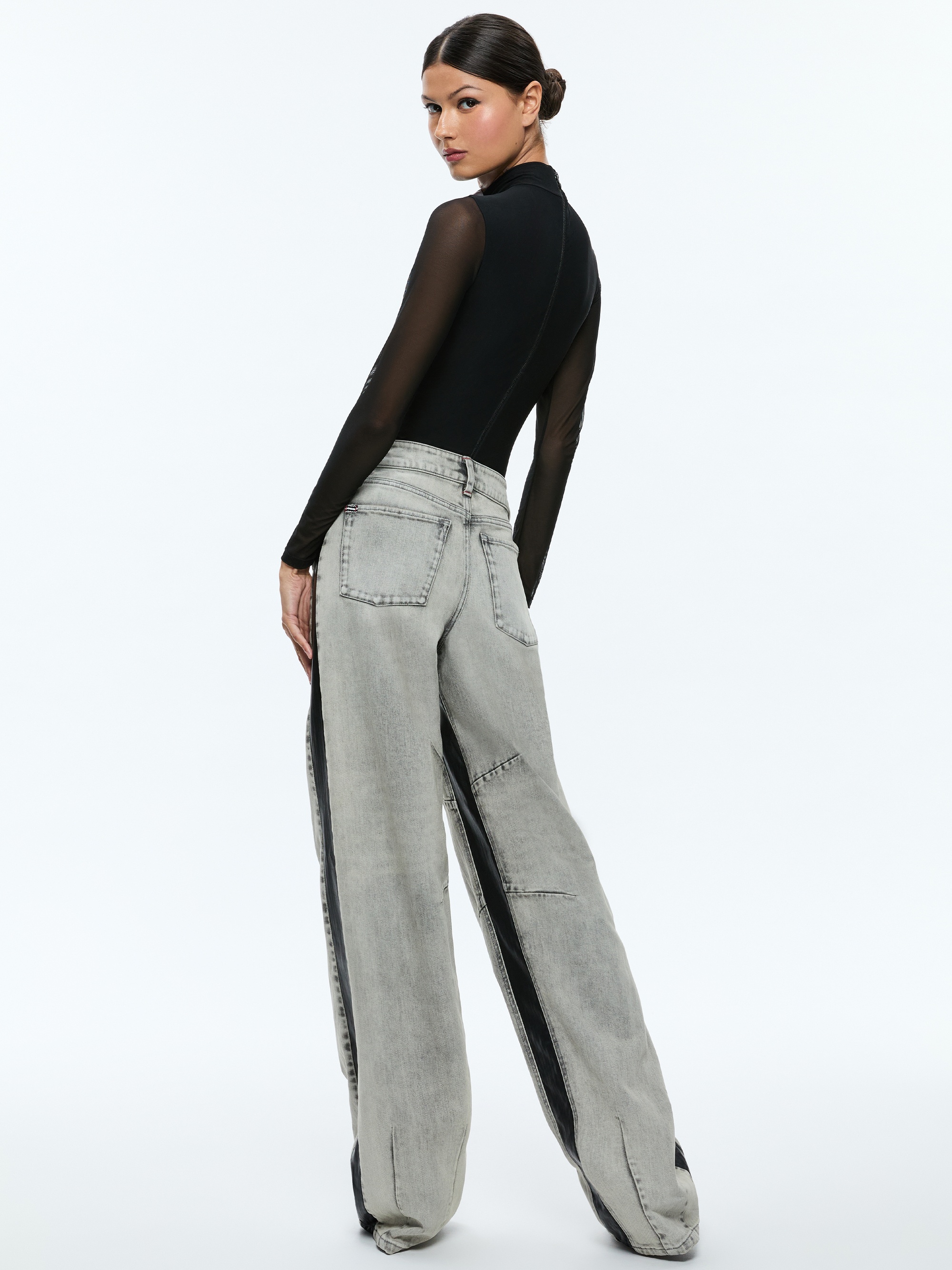 PARKER LOW RISE BALLOON LEG JEAN WITH CONTRAST PANELING - 3