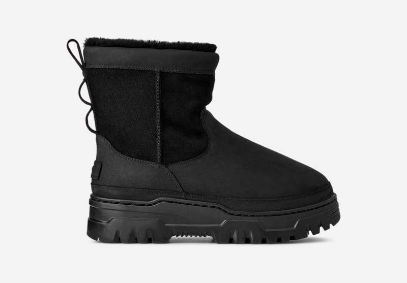 ® Men's Heritage Pull-On TrailGazer Sheepskin Classic Boots in Black 1