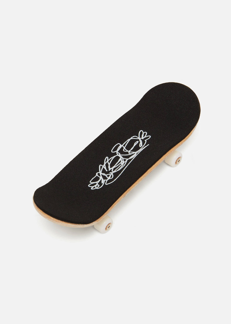 Axel Arigato Fingerboard x akaia RK outlook