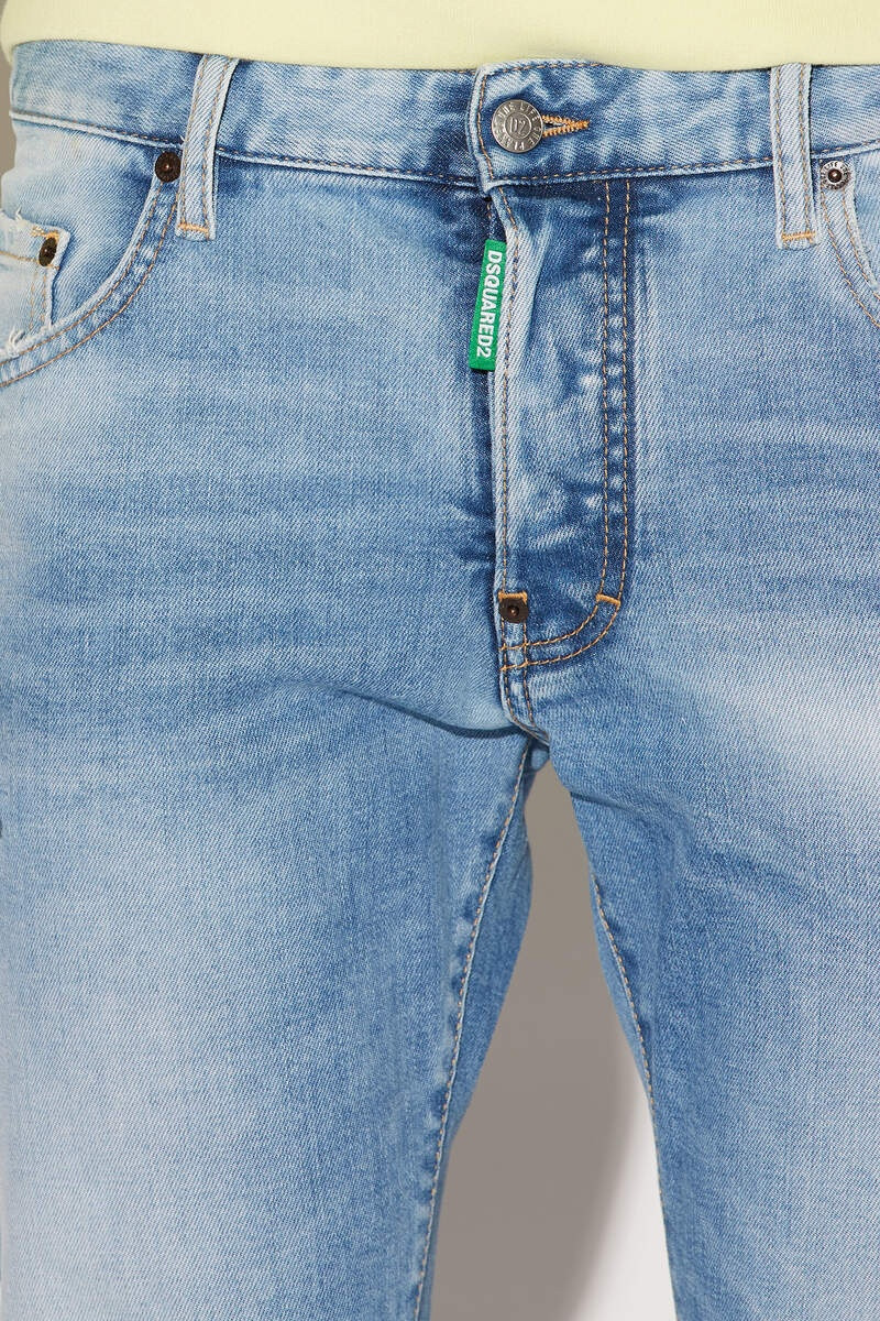 LIGHT WASH SKATER JEANS 4