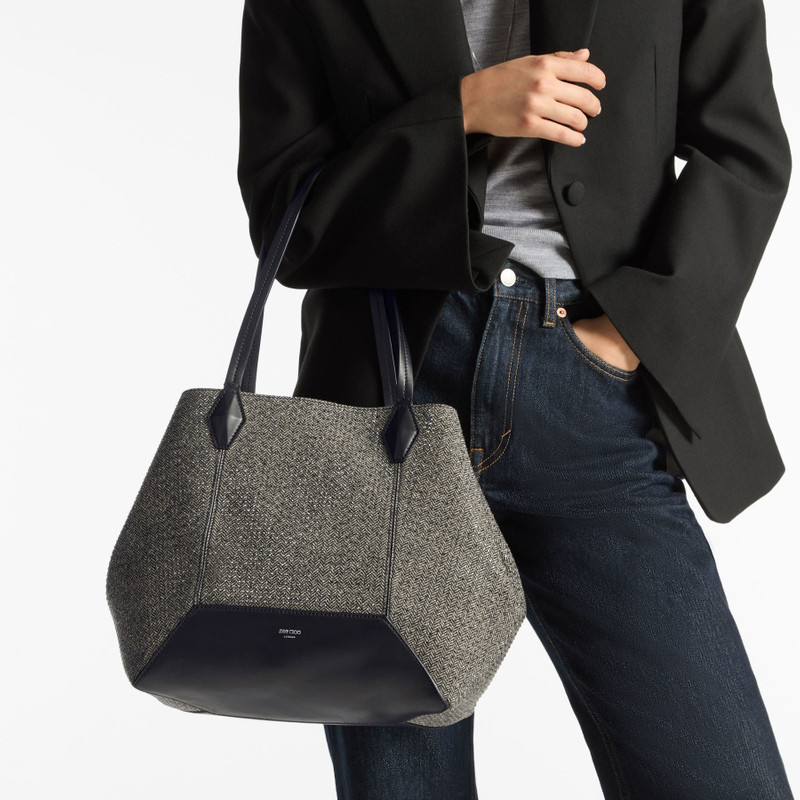 JIMMY CHOO Diamond Tote M
Black Crystal Herringbone Fabric Tote Bag outlook