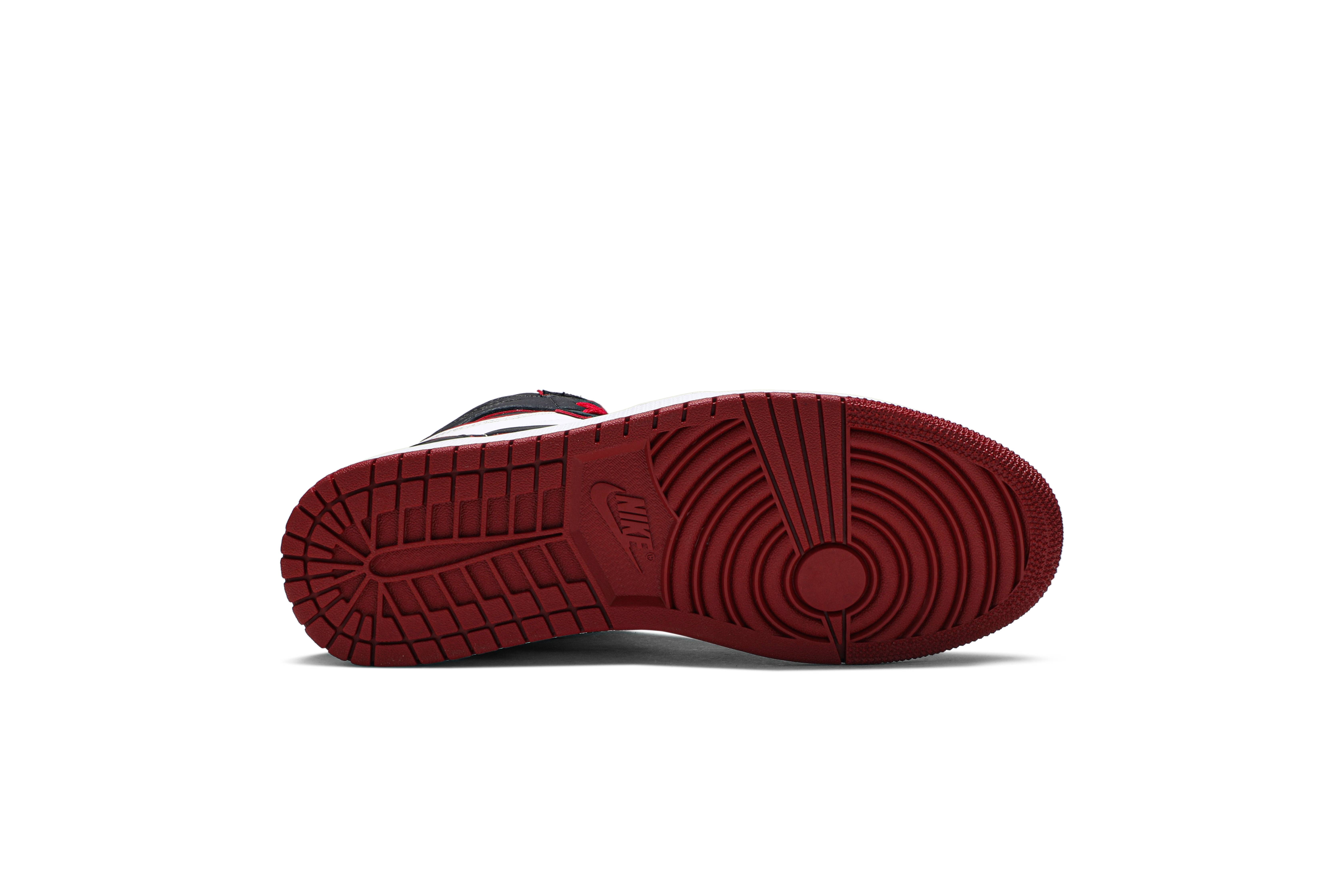 Air Jordan 1 Retro High OG 'Bloodline' - 4