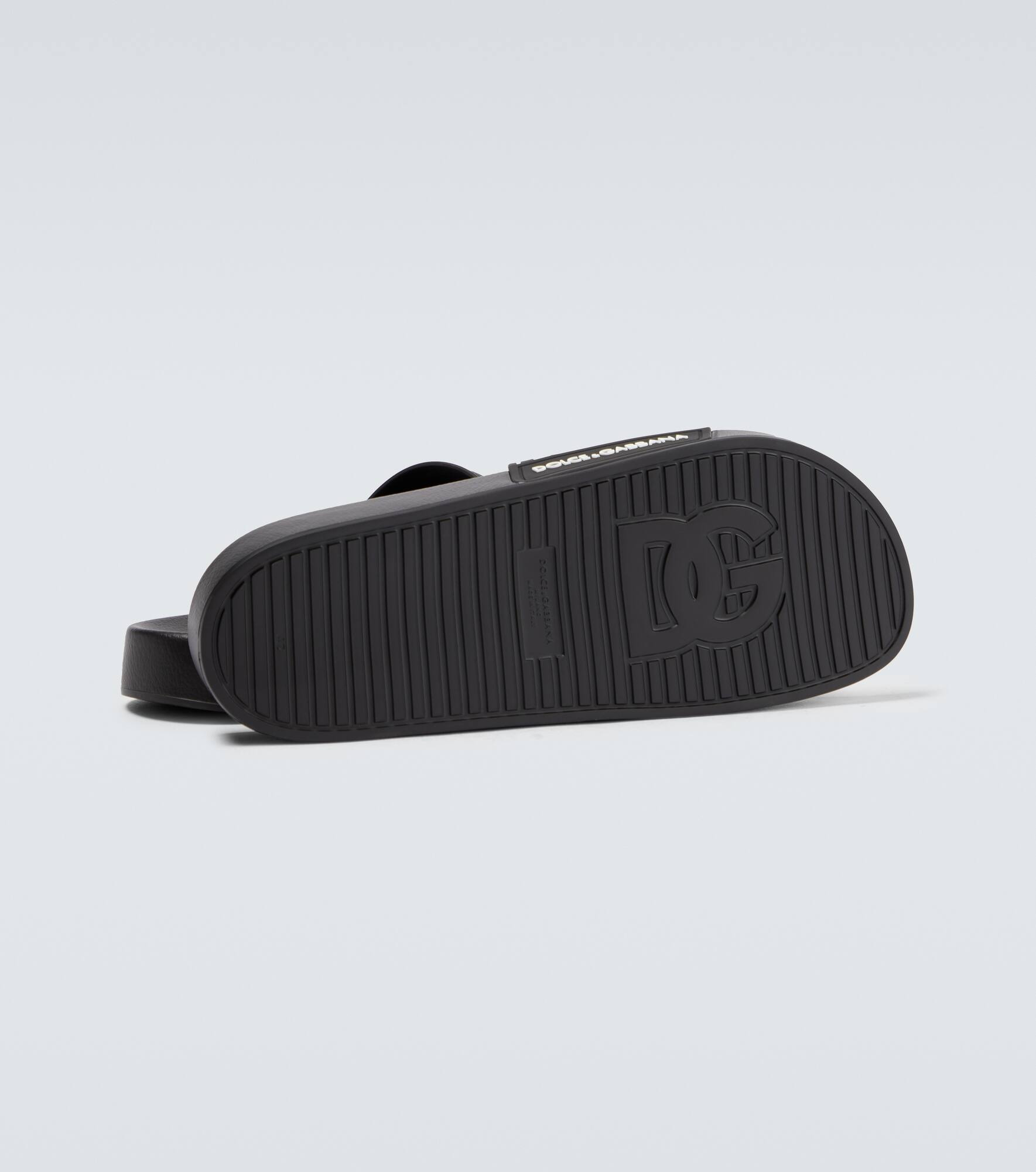 Logo rubber slides - 7