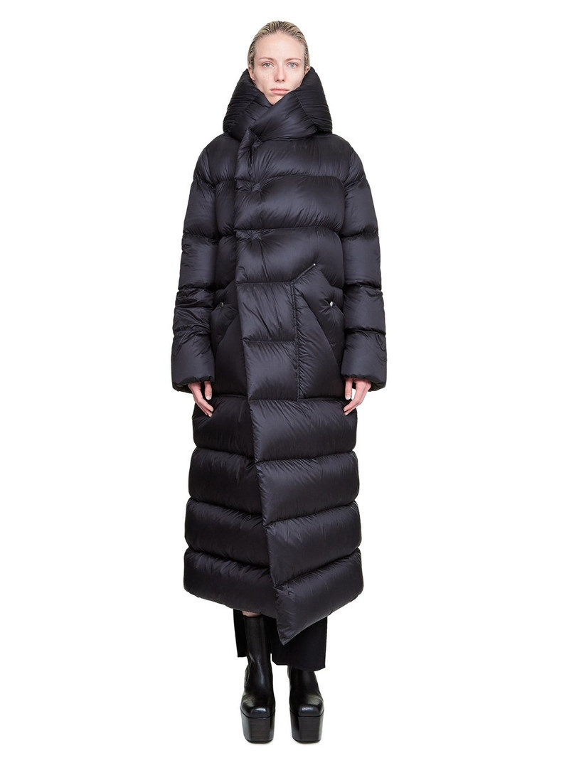 Long Liner quilted down coat 1