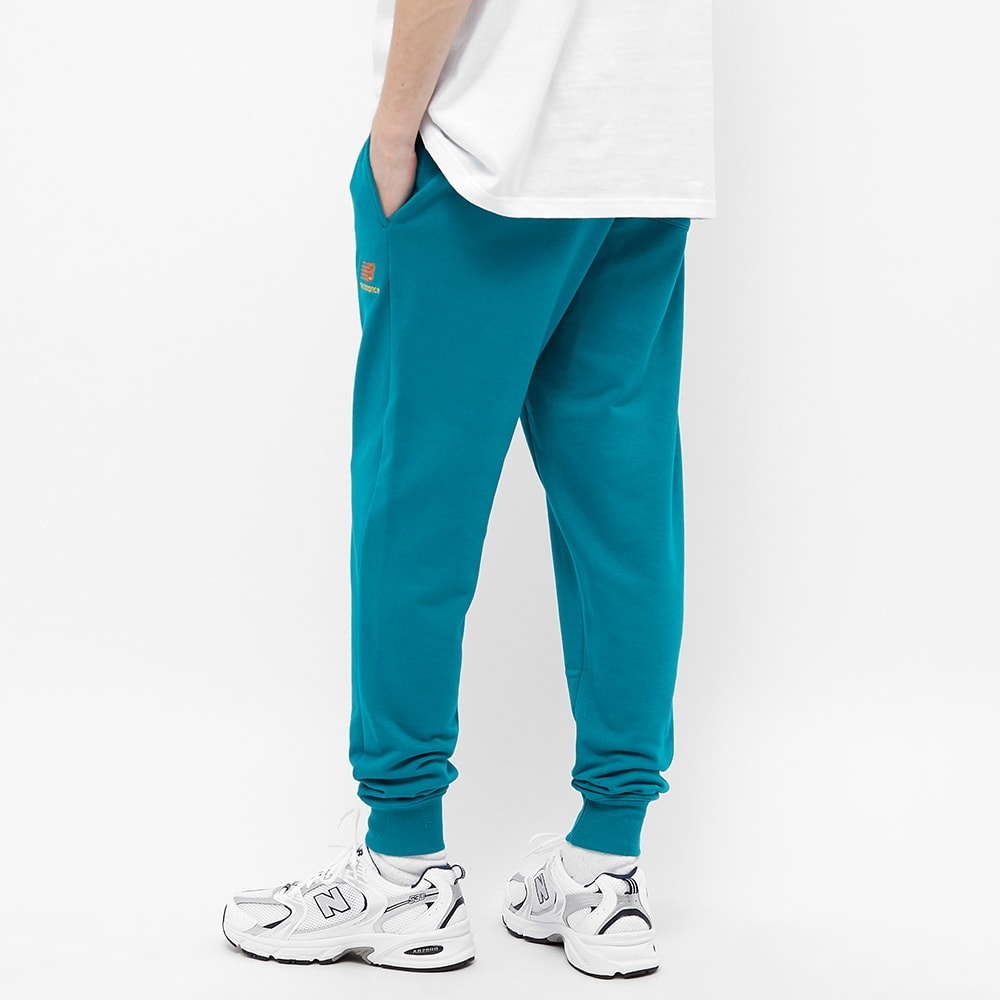 New Balance Essentials Embroidered Pant - 5