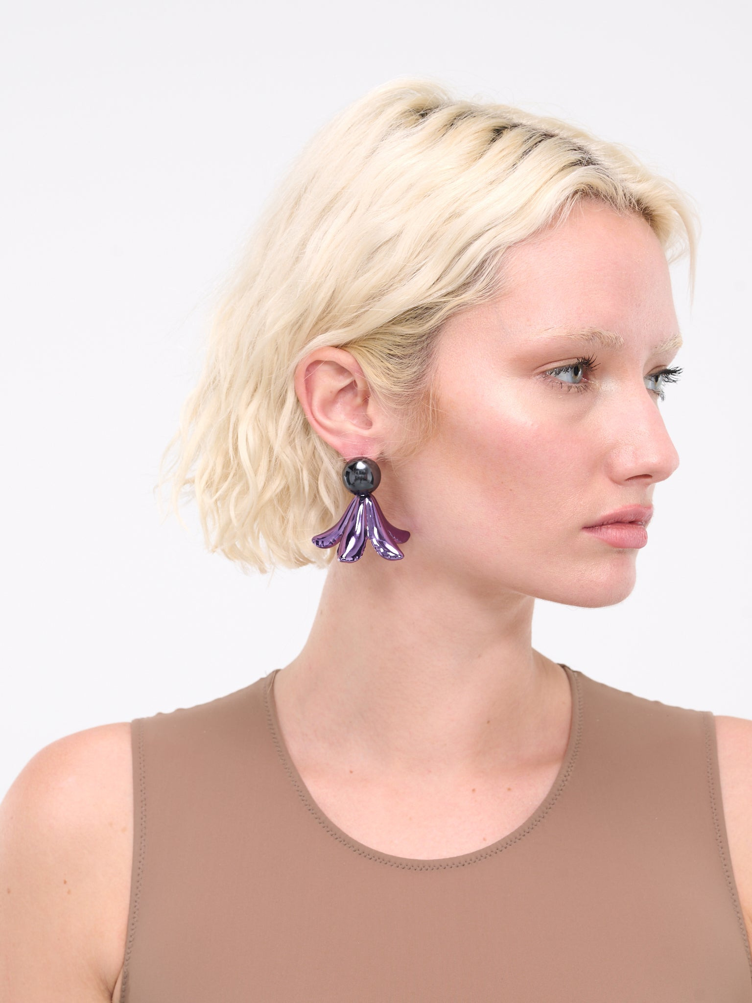 Dangling Puffy Flower Earrings - 3