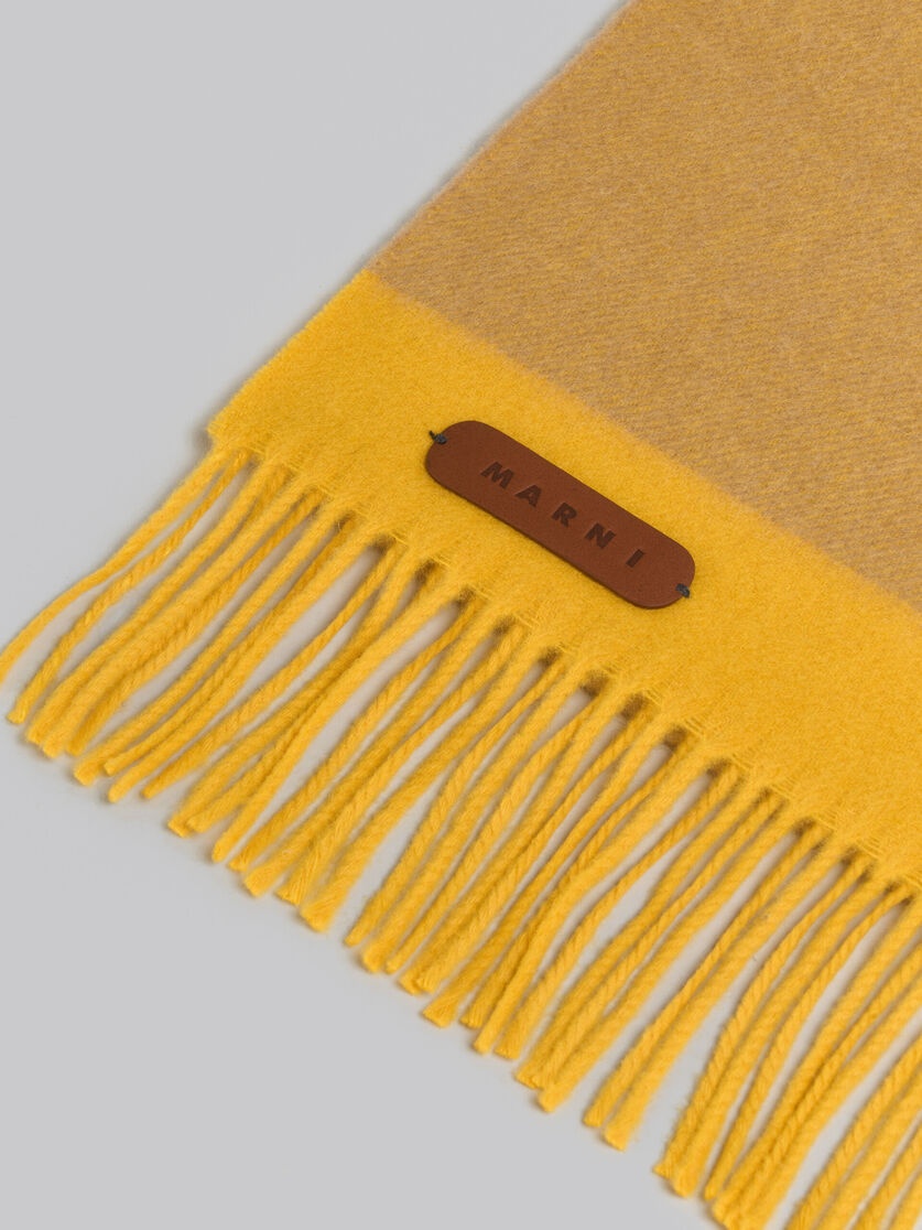 YELLOW VIRGIN WOOL AND CASHMERE SCARF WITH LEATHER PATCH - 3