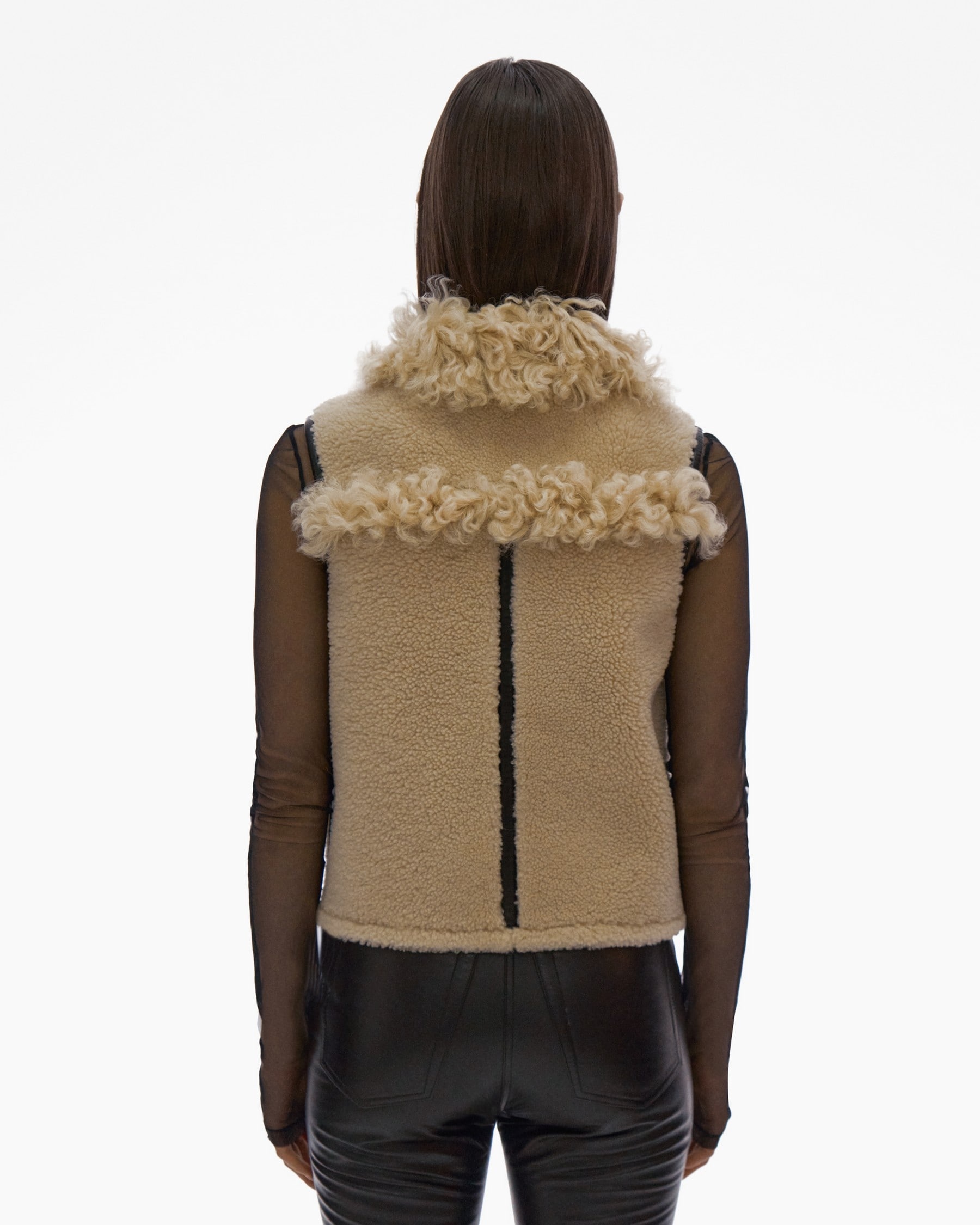 REVERSIBLE SHEARLING VEST - 4