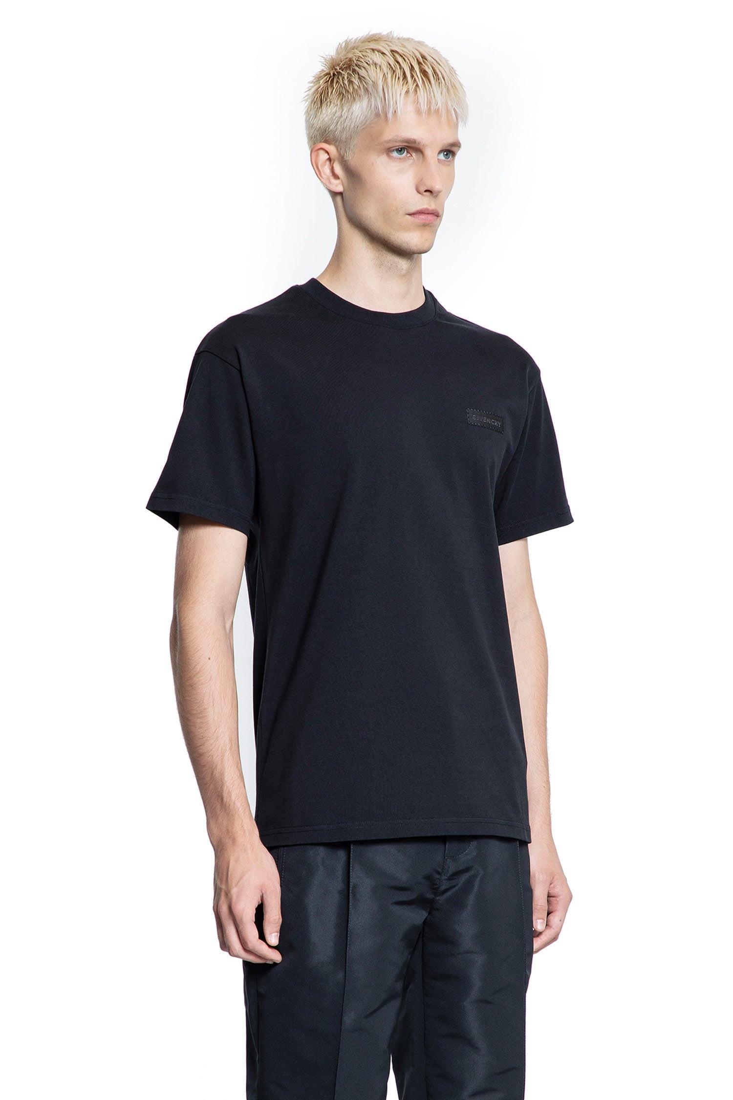 Grosgrain-Givenchy-Patch-T-Shirt - 2