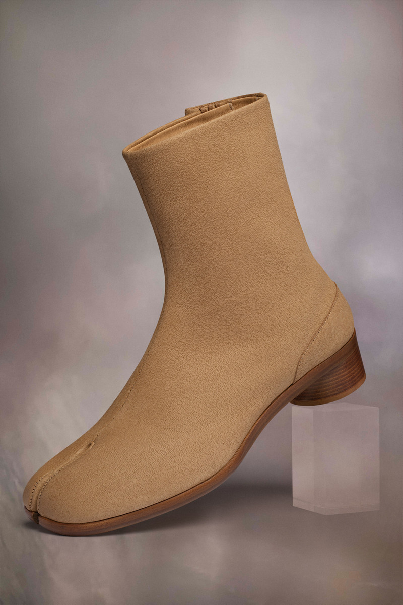 Tabi ankle boots 1