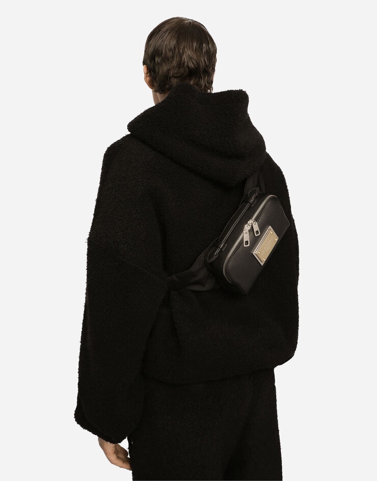 Grainy calfskin belt bag - 2