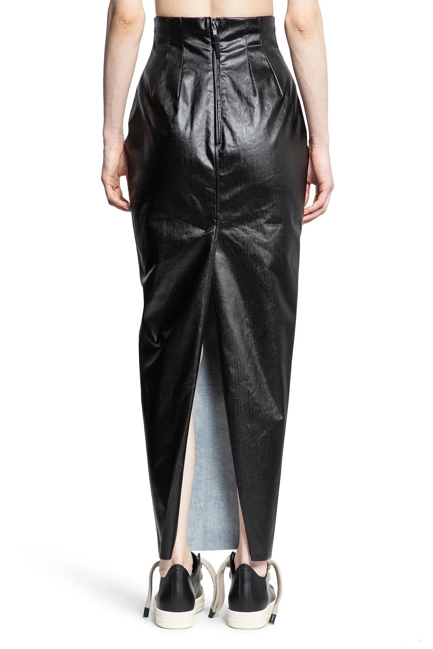 Dirt-Pillar-In-Coated-Stretch-Denim - 3