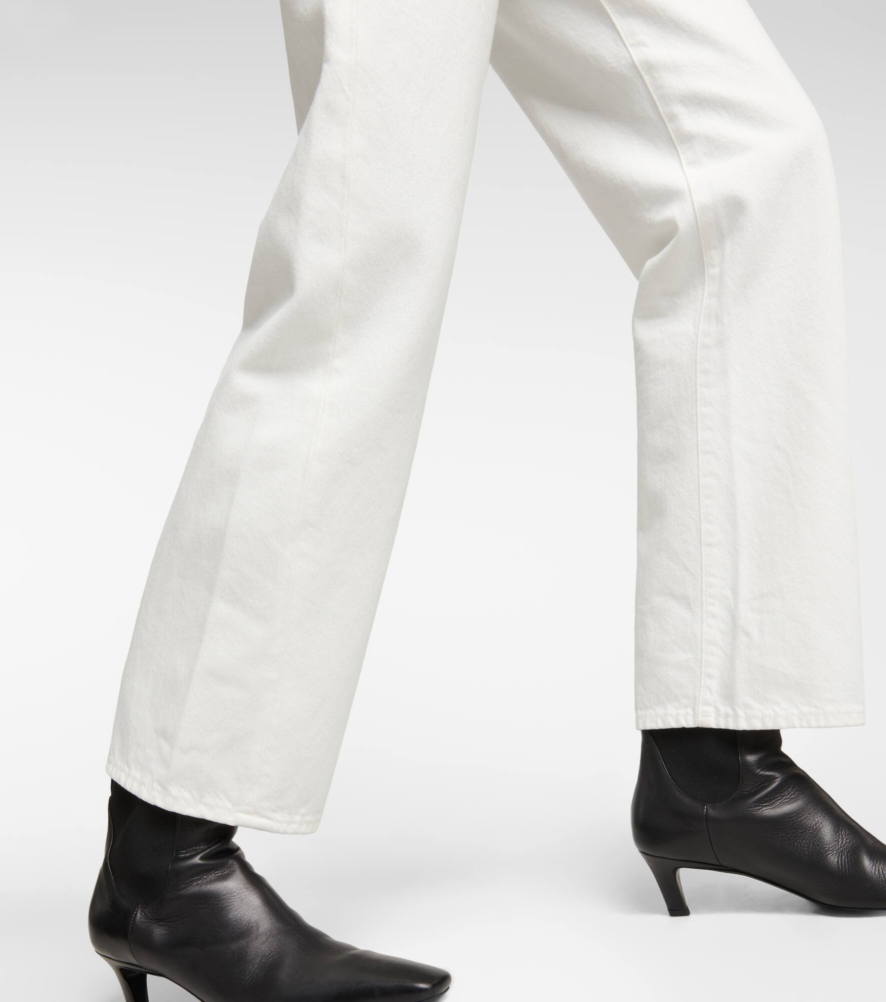 Mid-rise straight jeans - 6