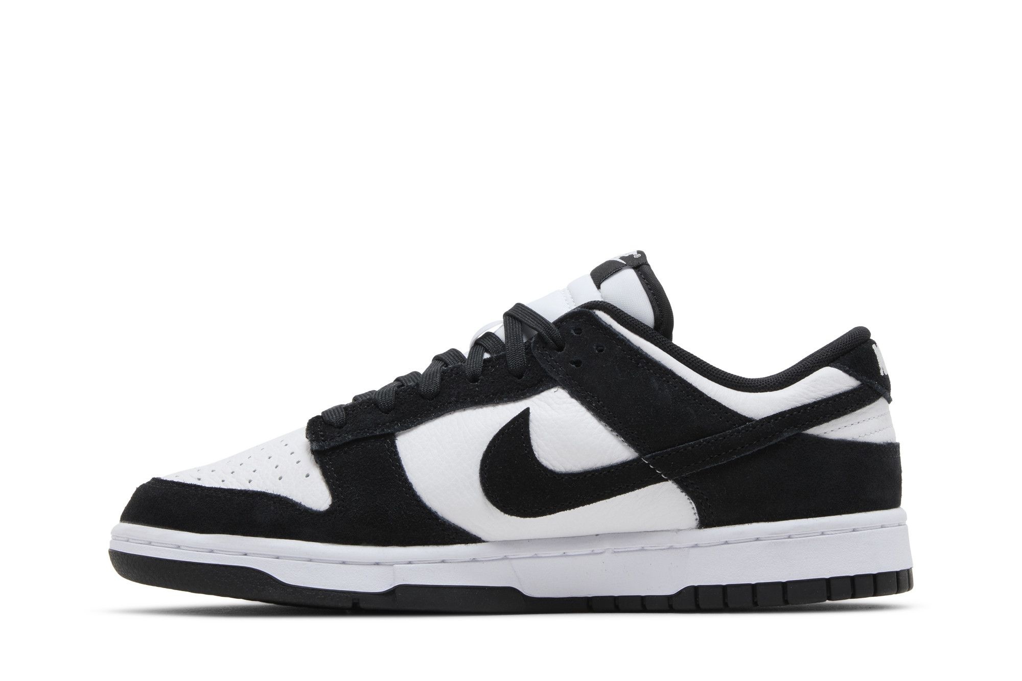 Dunk Low SE 'Suede Panda' - 3