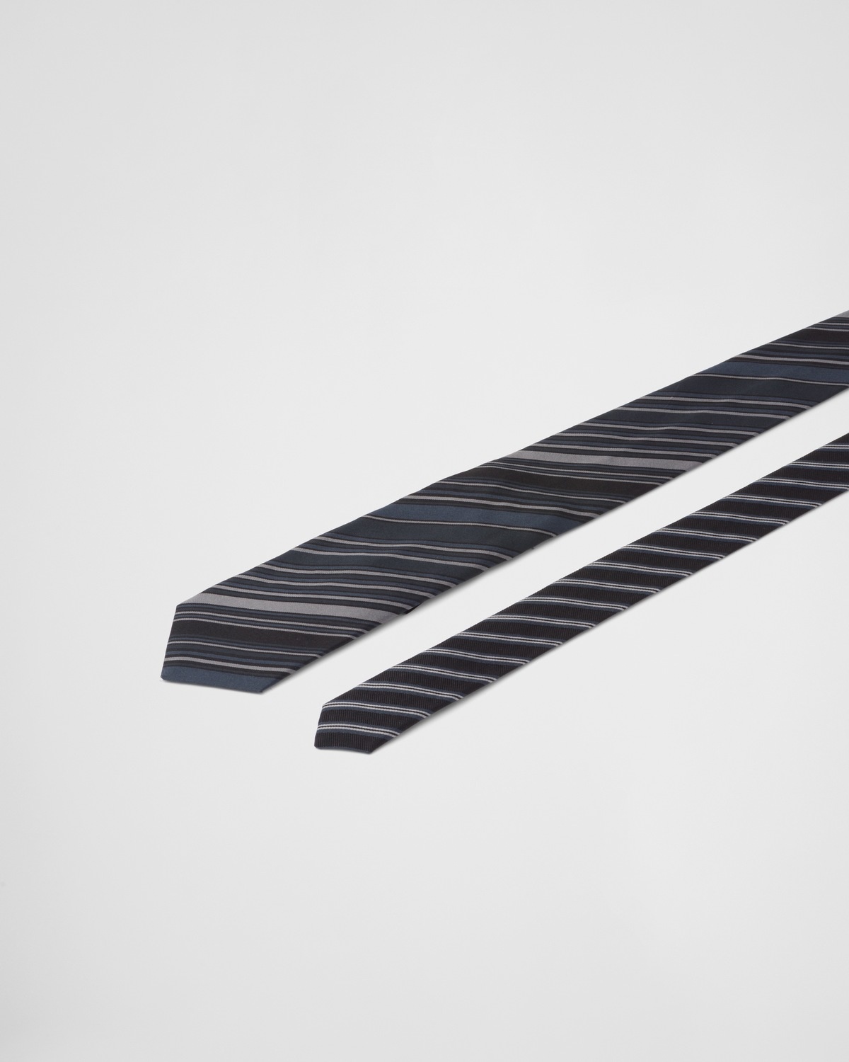 Regimental silk tie - 3
