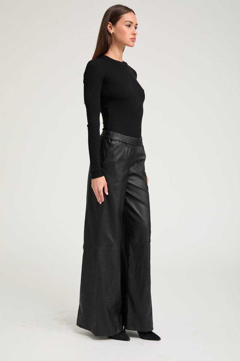 SPRWMN BLACK STRETCH LEATHER WIDE LEG outlook