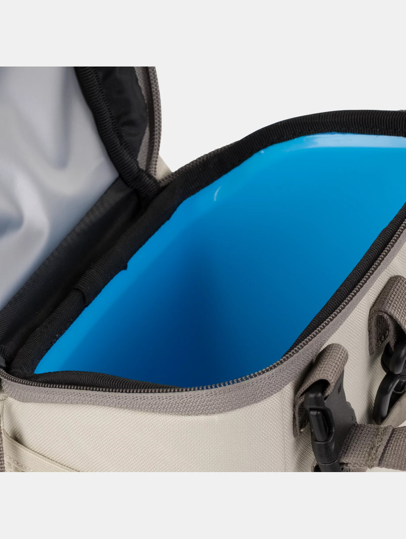 UA Sideline Lunch Box 3