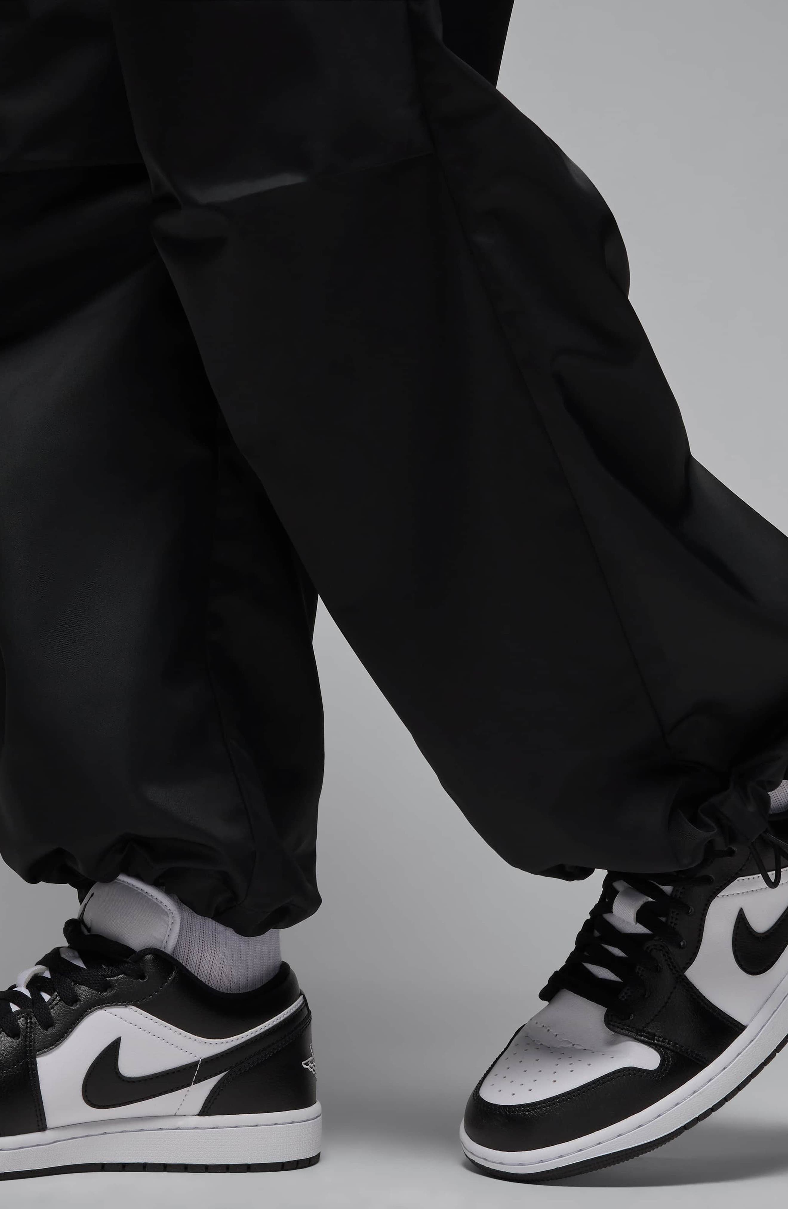 Jordan Brooklyn Water Repellent Pants in Black/White at Nordstrom - 7