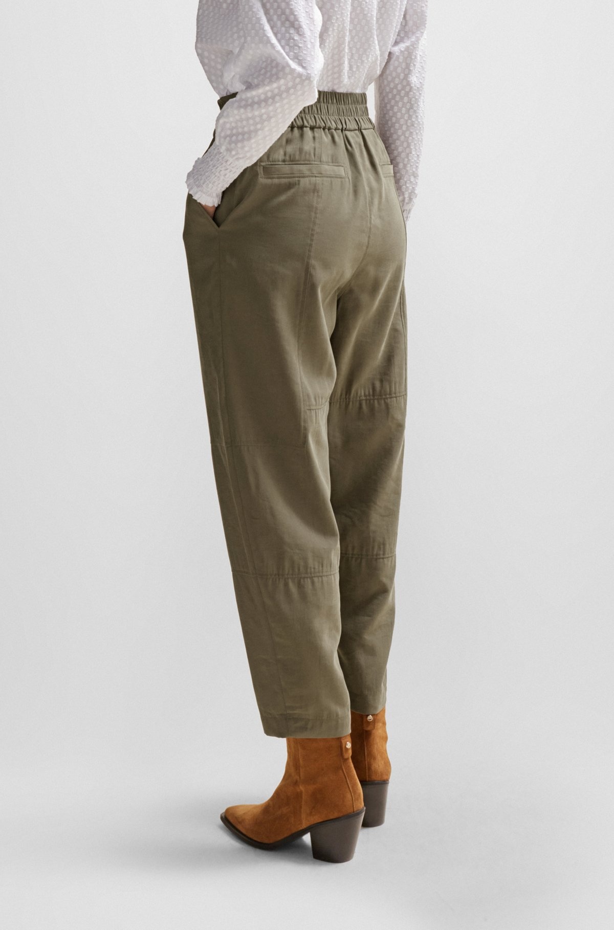 REGULAR-FIT TROUSERS WITH A TAPERED LEG - 4