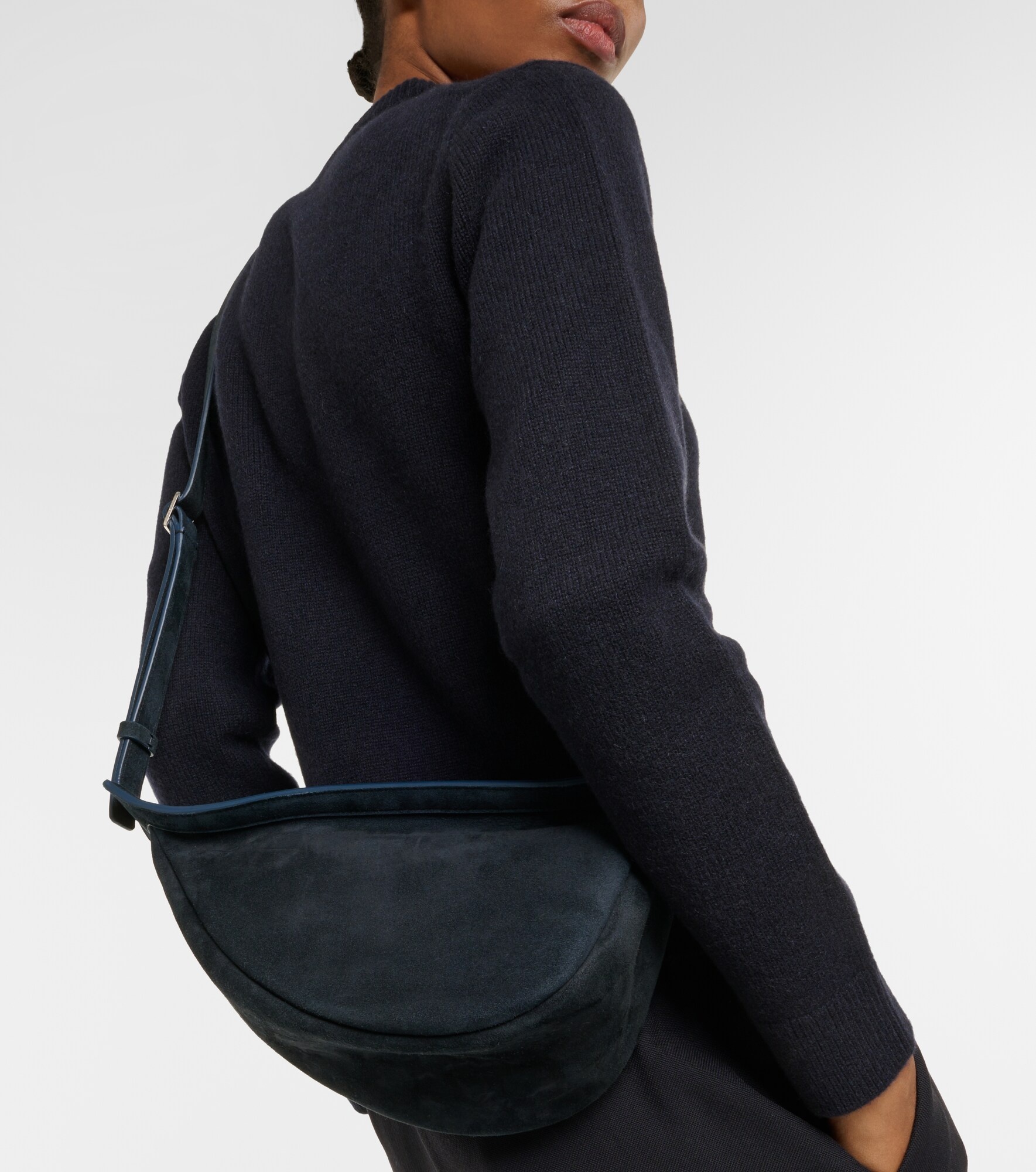 Slouchy Banana leather crossbody bag - 2