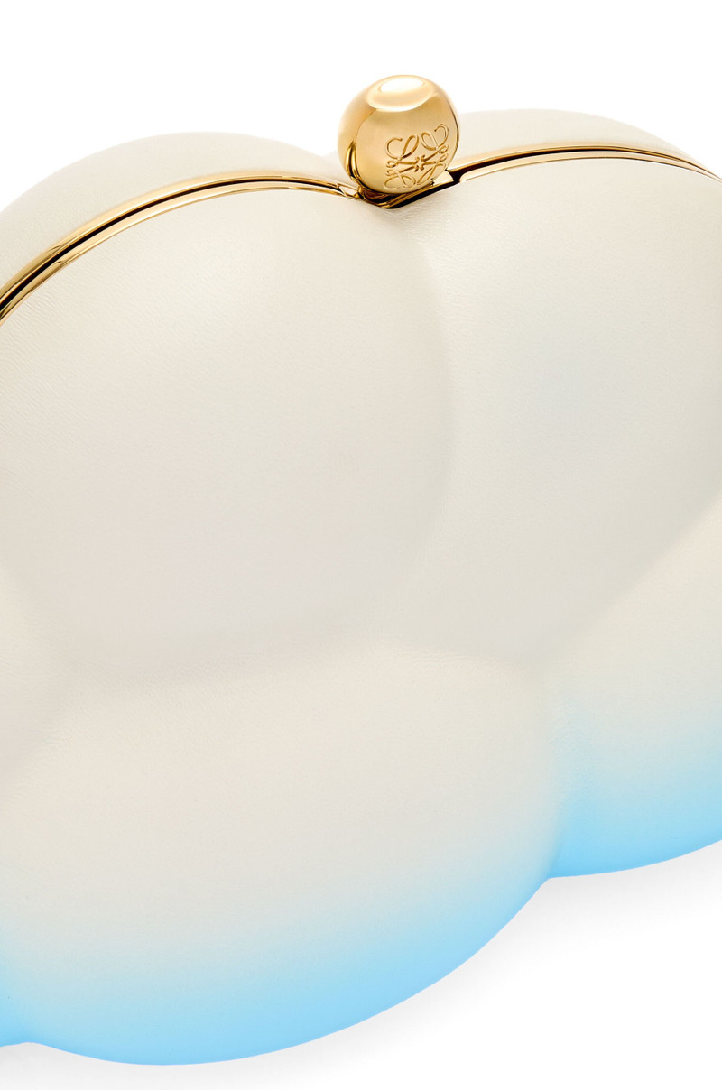 Cloud clutch in nappa lambskin 7