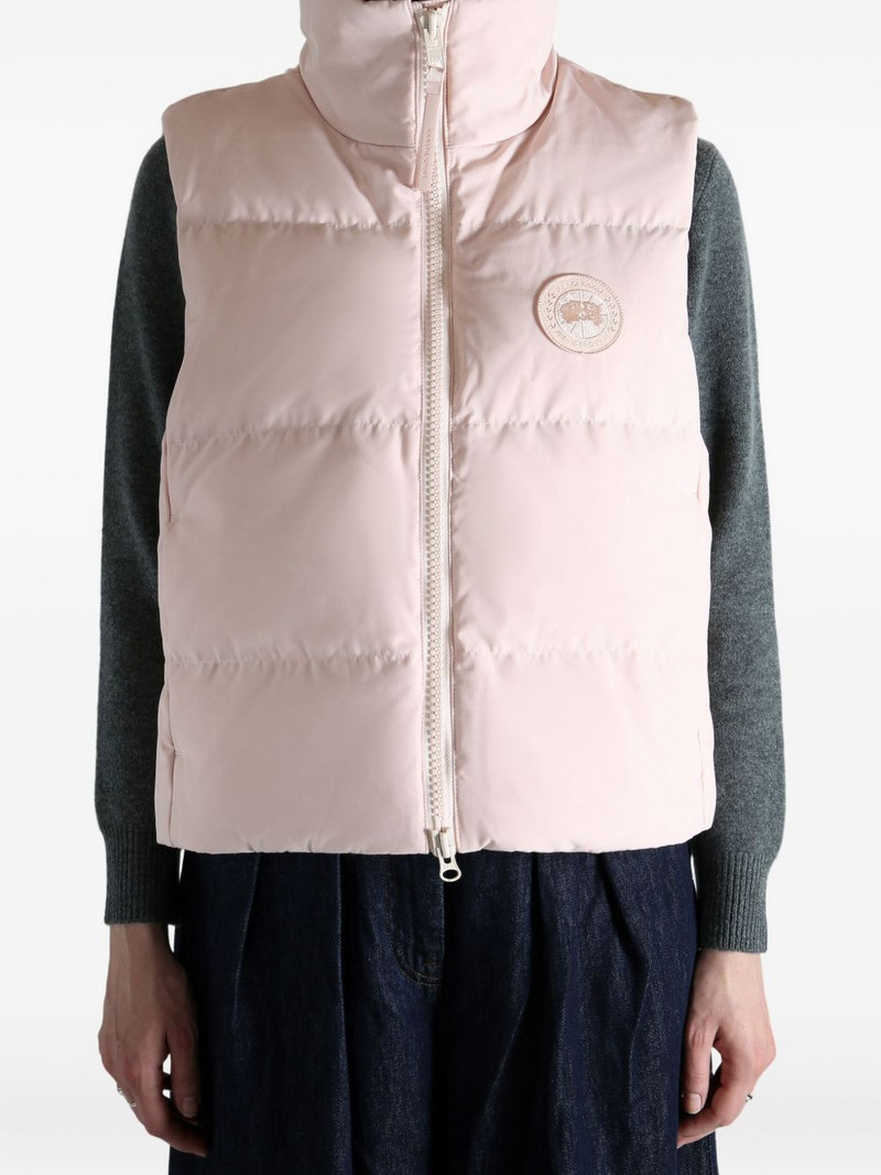 Canada Goose zip-up logo-patch gilet outlook