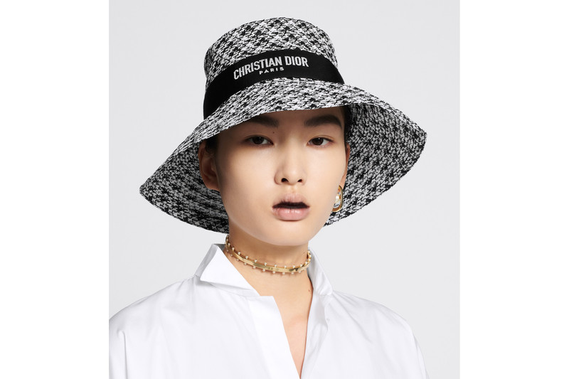 Dior D-Bobby Houndstooth Large Brim Hat outlook