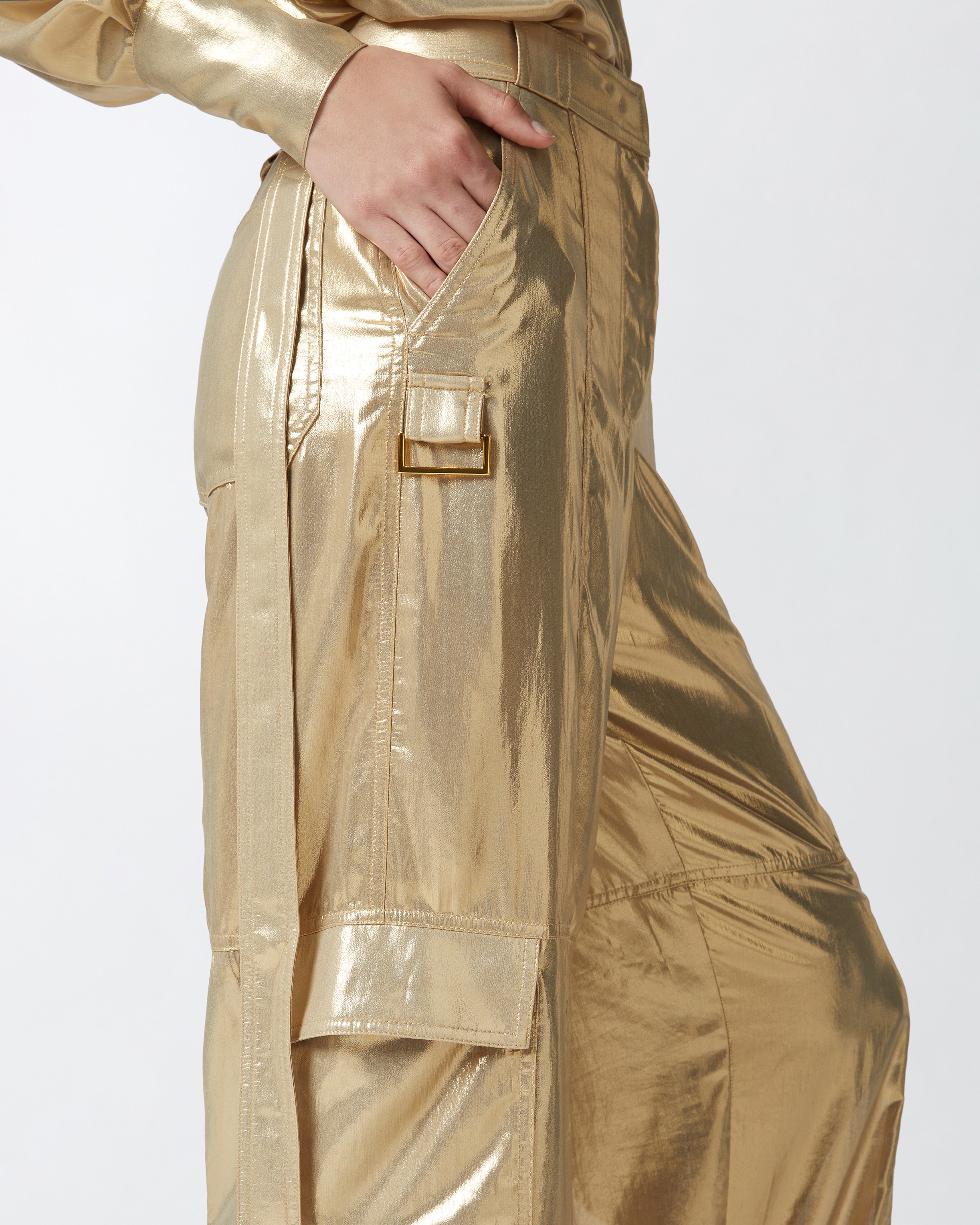 WIDE-LEG GOLDEN CARGO TROUSERS - 5