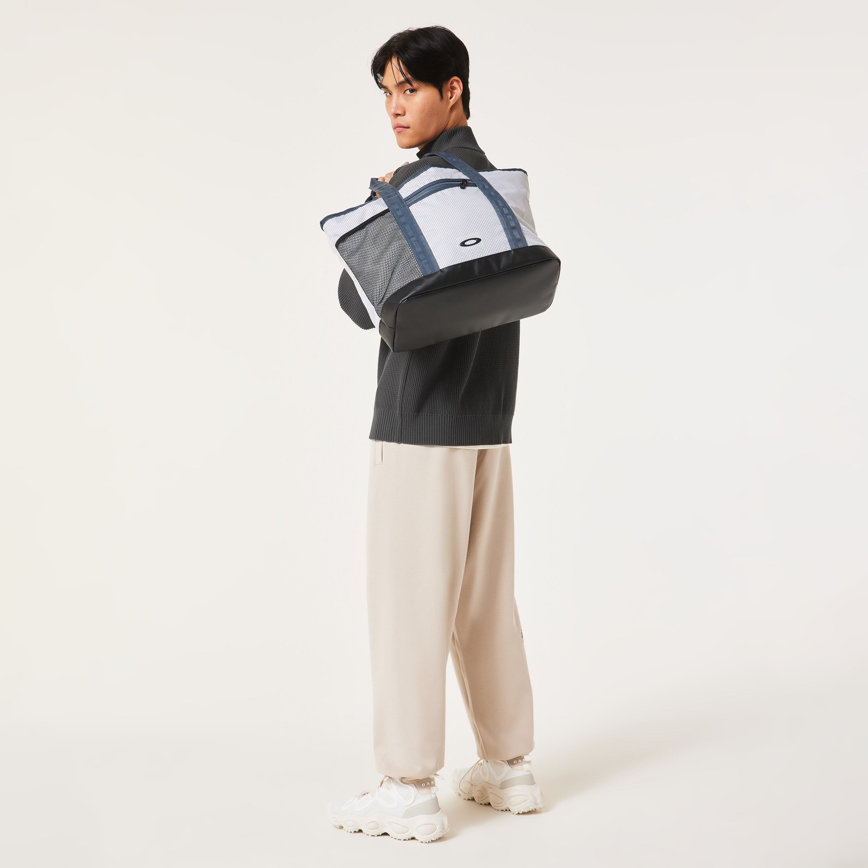 New Retro Sweater 1.0 - 8