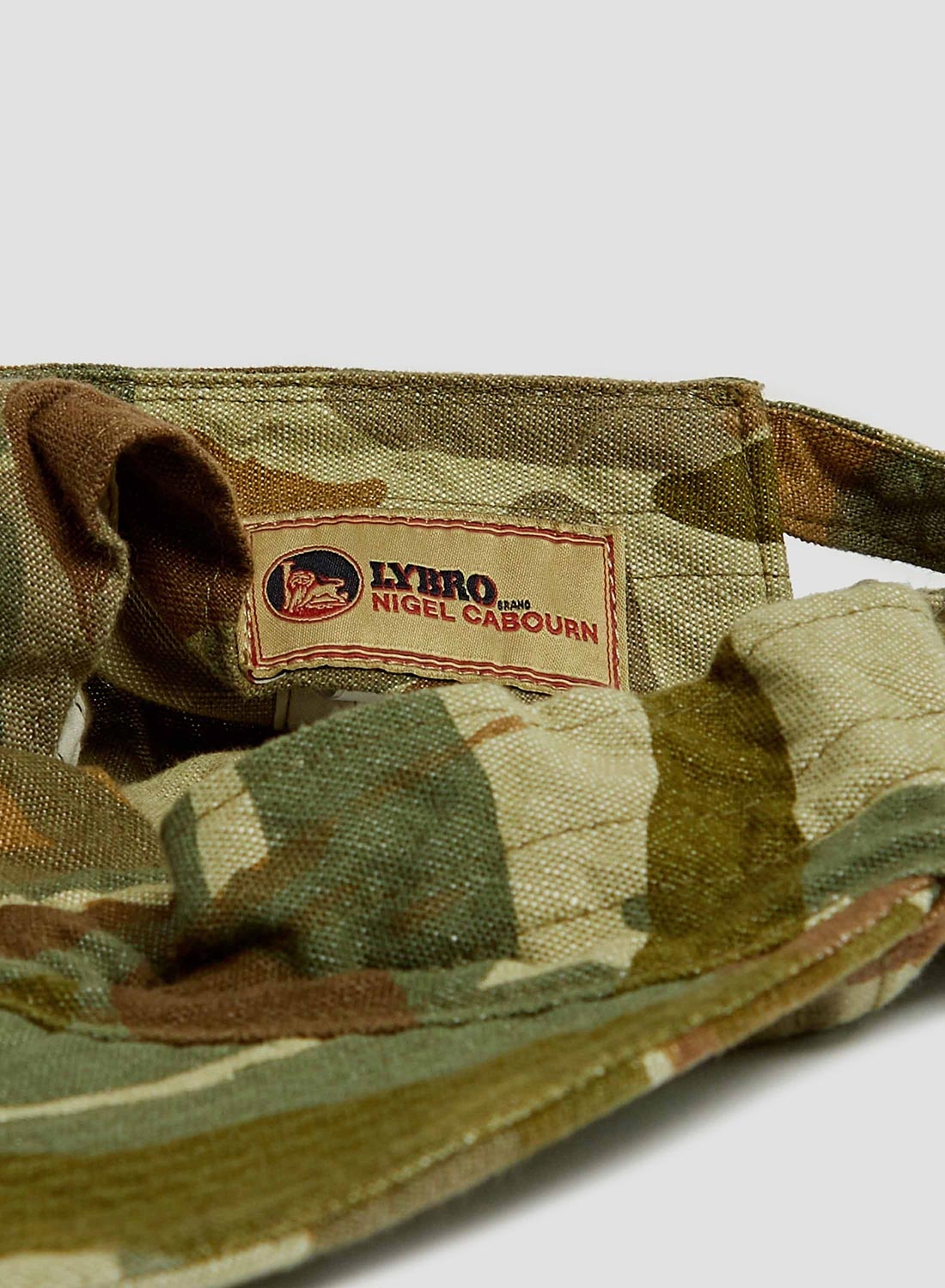 帽子 Nigel Cabourn FIELD HAT S.A.S. CAMO Nigel Cabourn Nam Bucket Hat Camo | END. (US)
