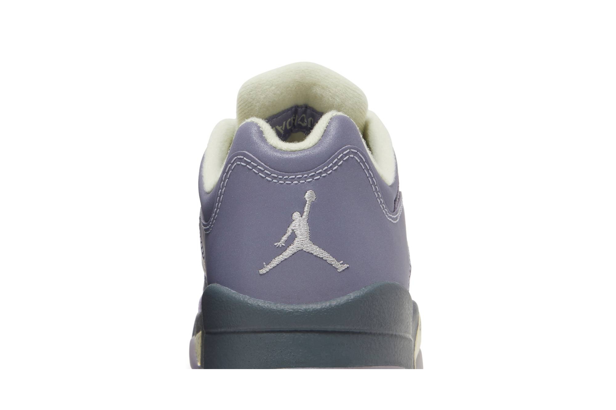 Wmns Air Jordan 5 Retro Low 'Indigo Haze' - 7