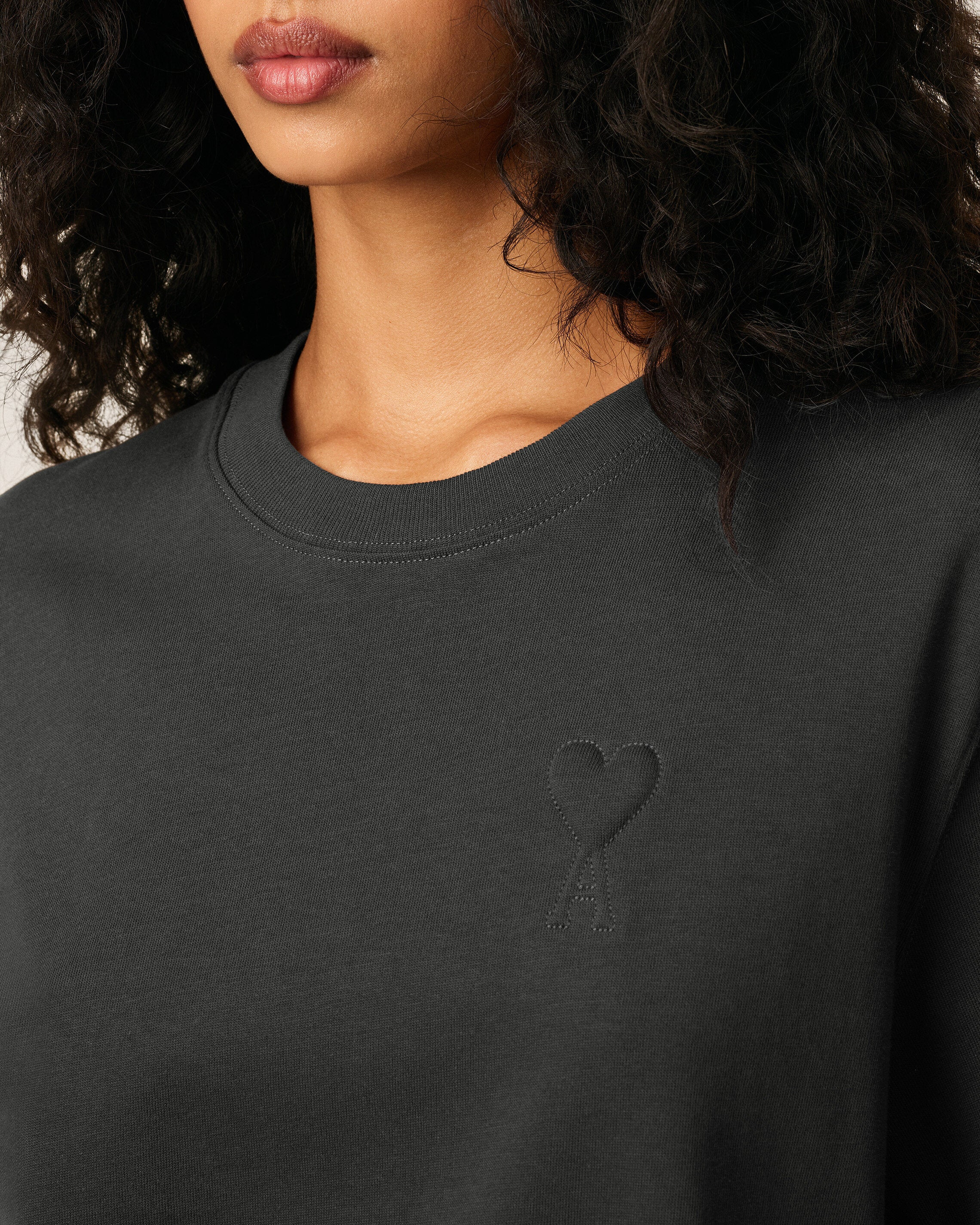 BLACK COTTON AMI DE COEUR COSY FIT T-SHIRT - 4