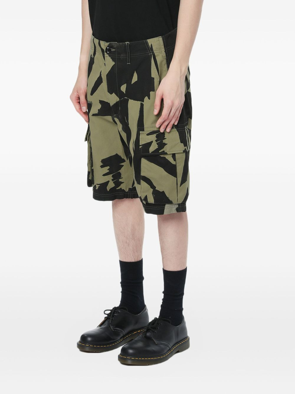 camo-print cargo shorts - 3