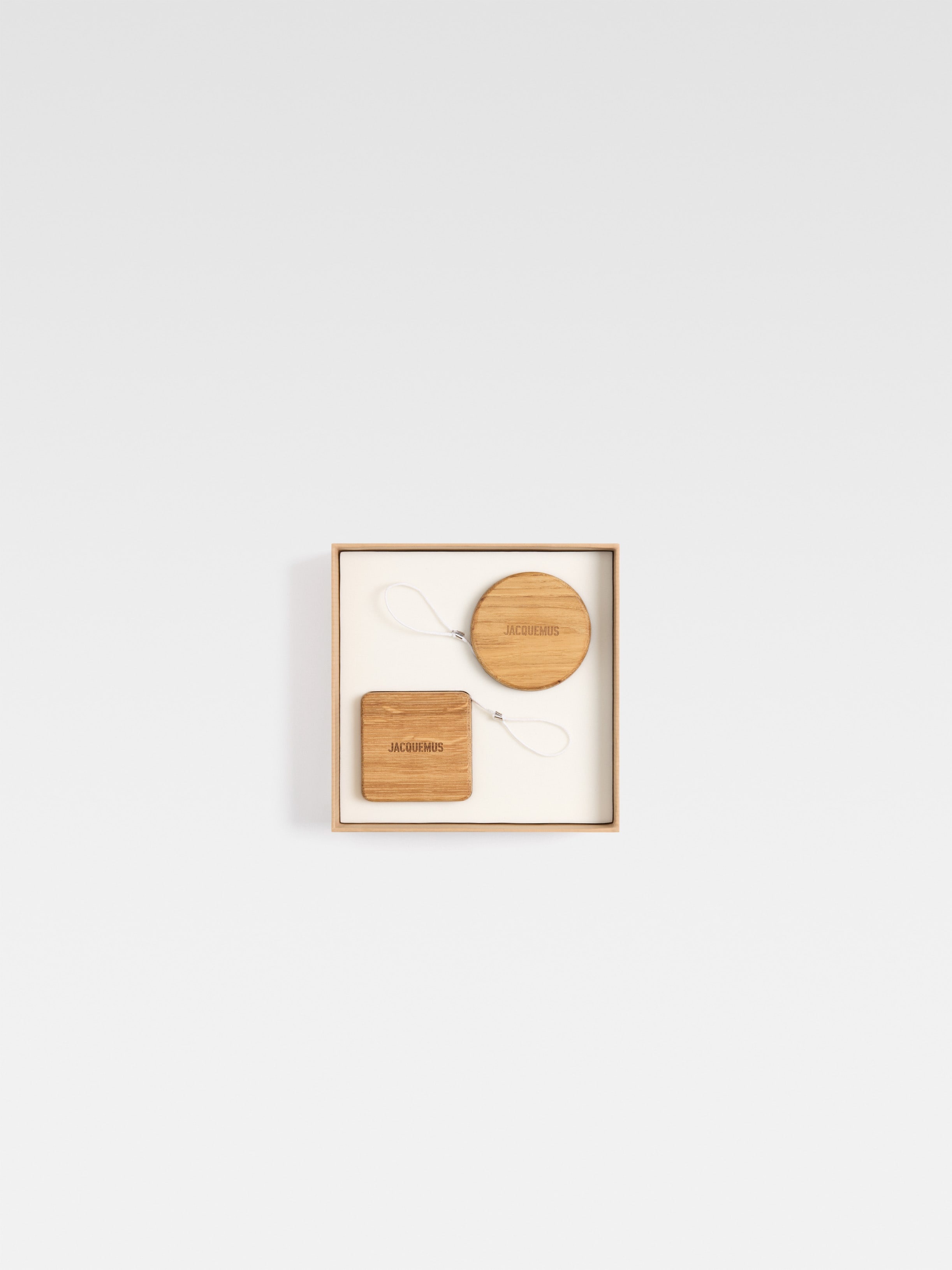 The Rond Carré yo-yos - 1