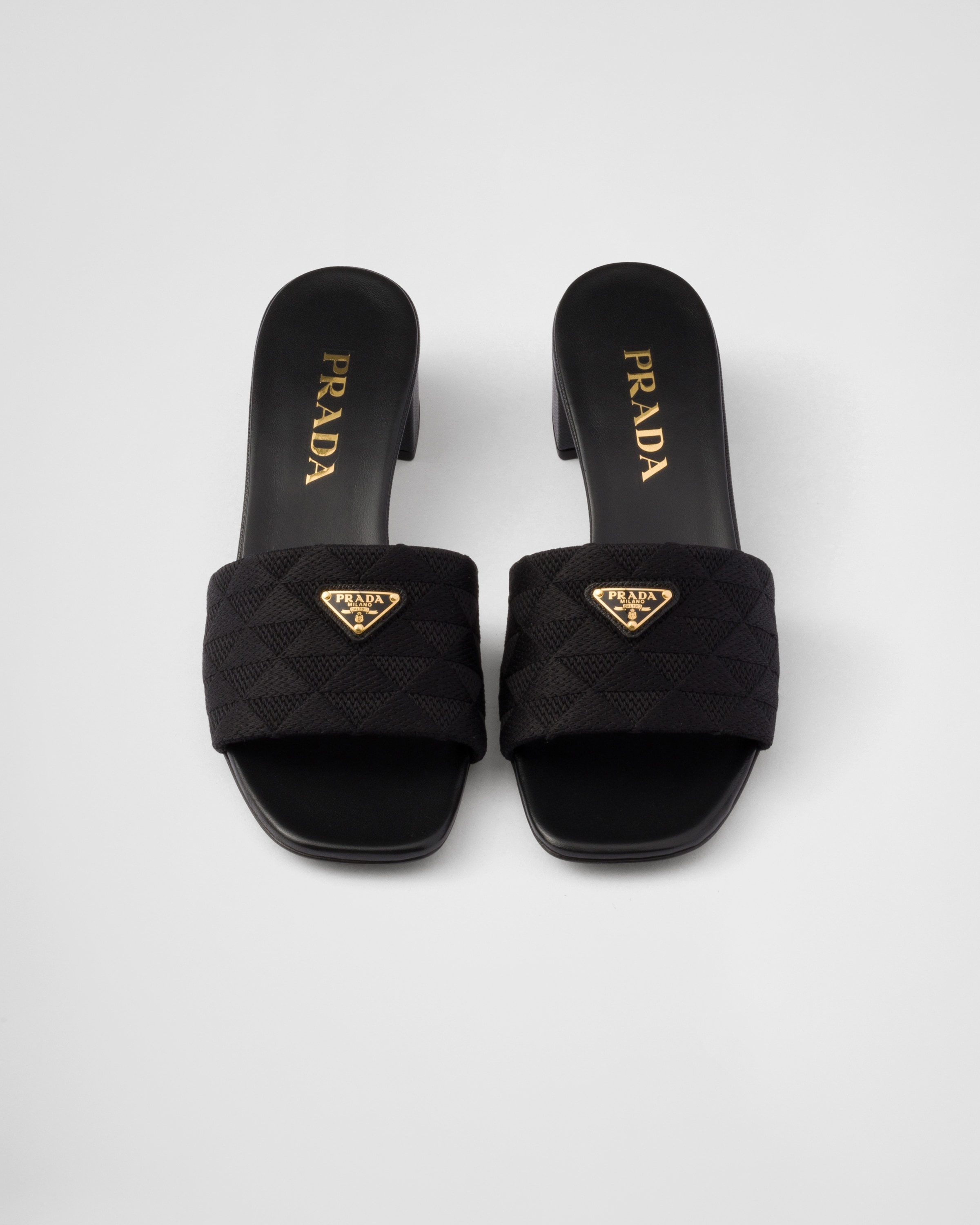 Embroidered fabric slides - 4