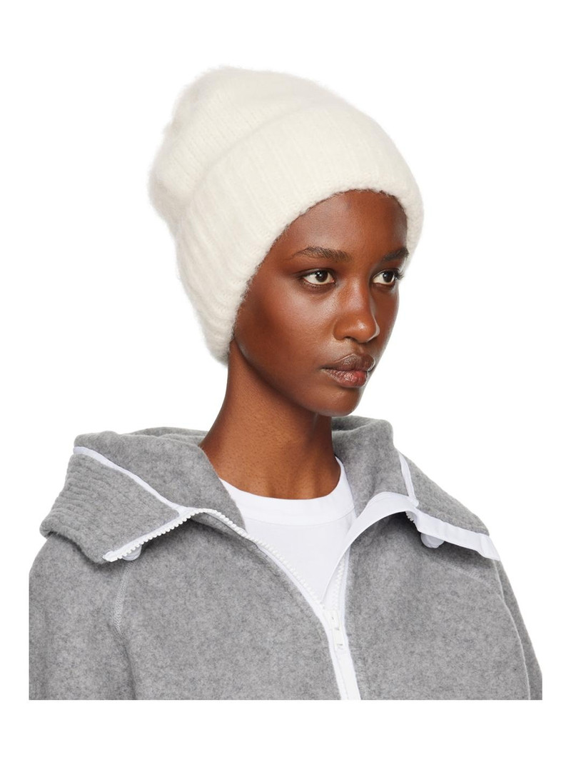 Canada Goose Off-White Alpaca Beanie outlook