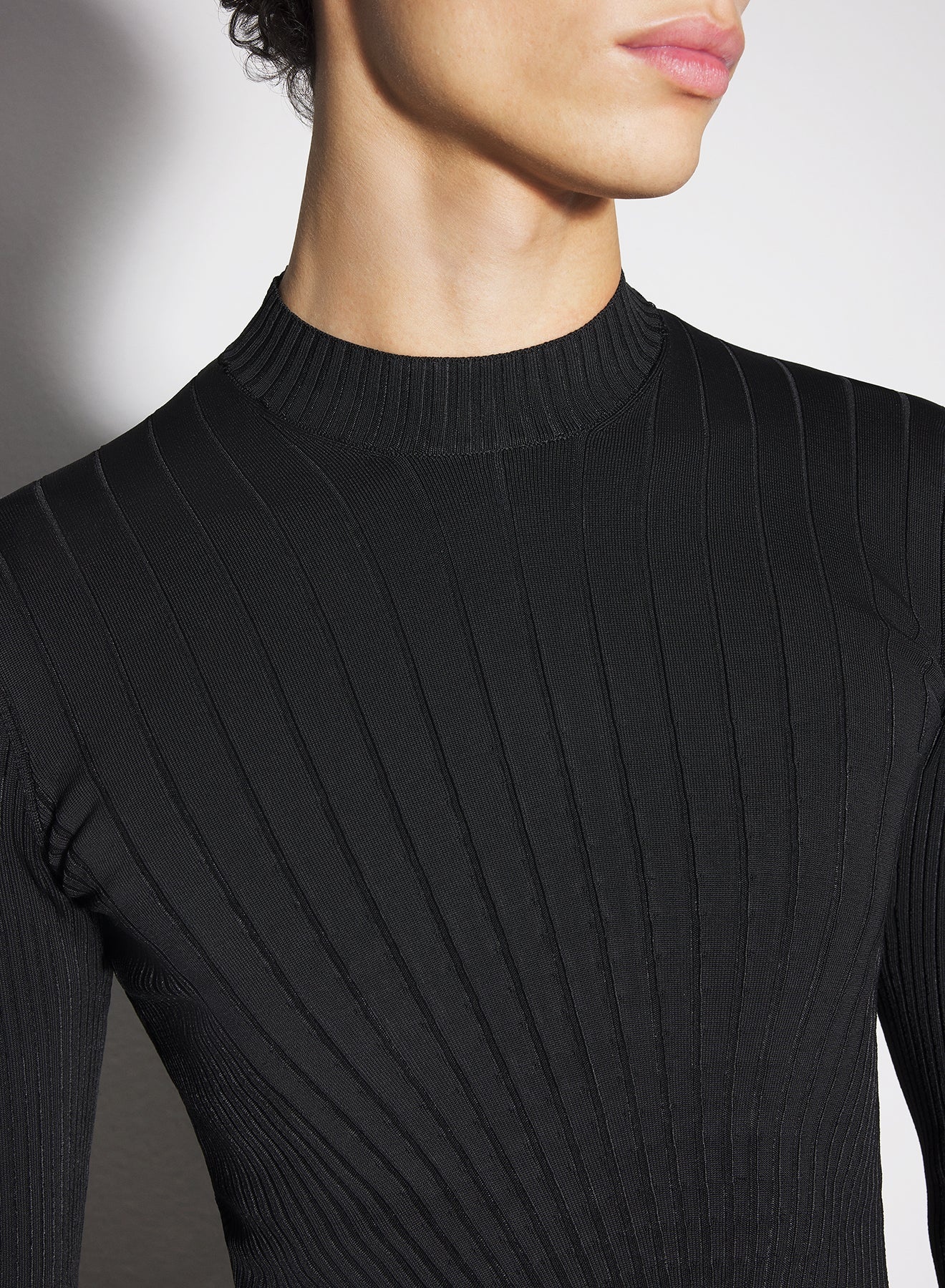 black sculpting knit top - 3