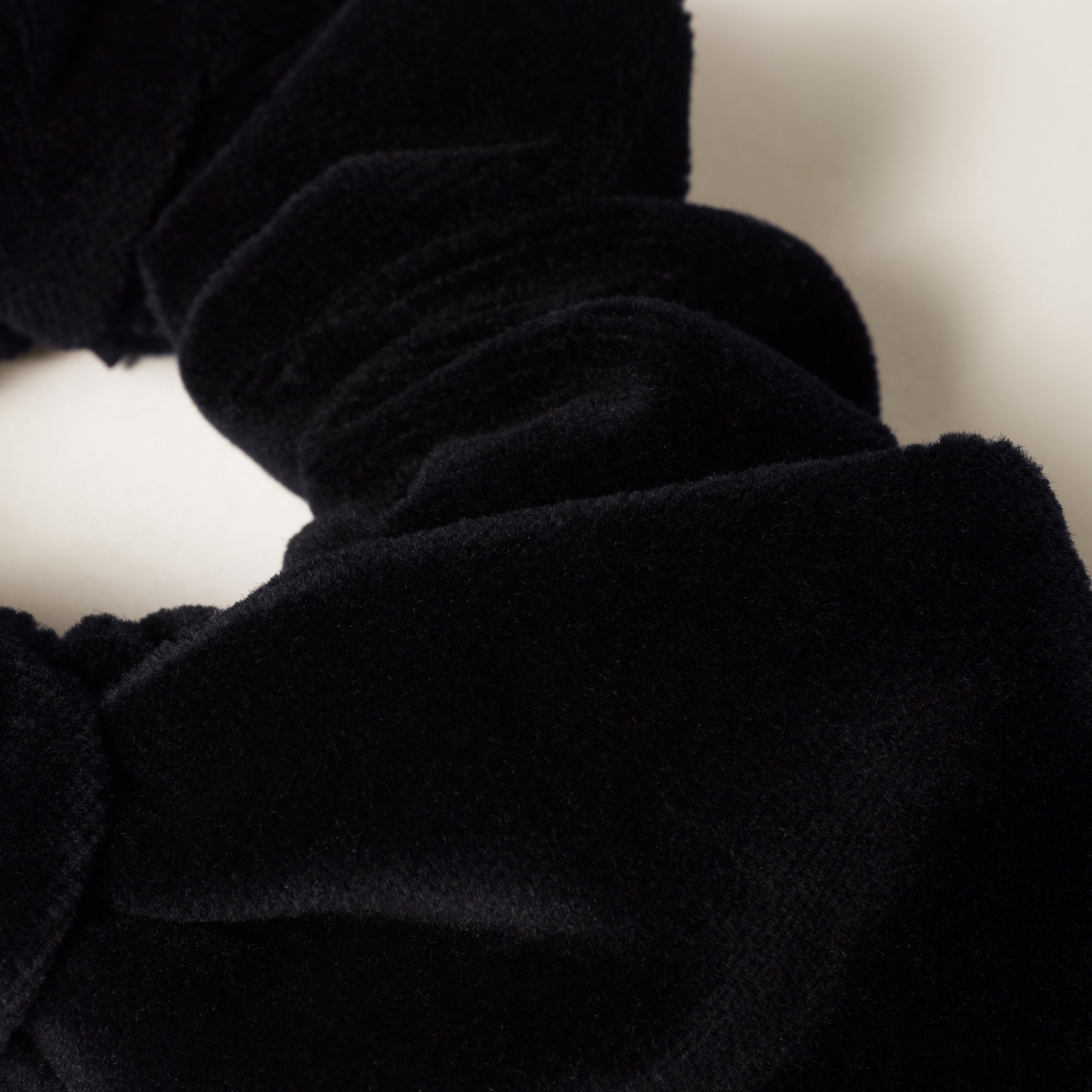 Velvet scrunchie - 2