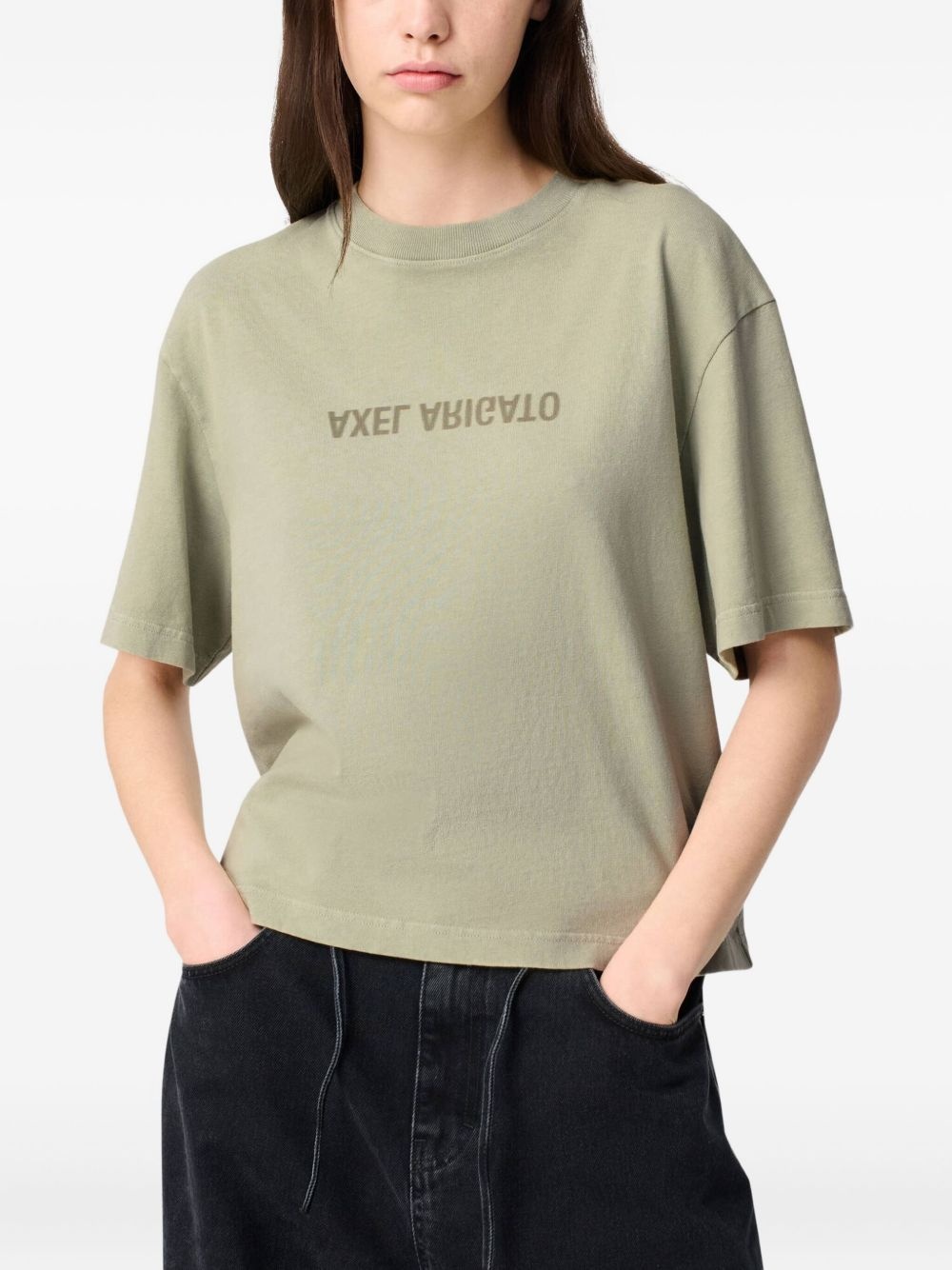 cropped logo-print T-shirt - 3