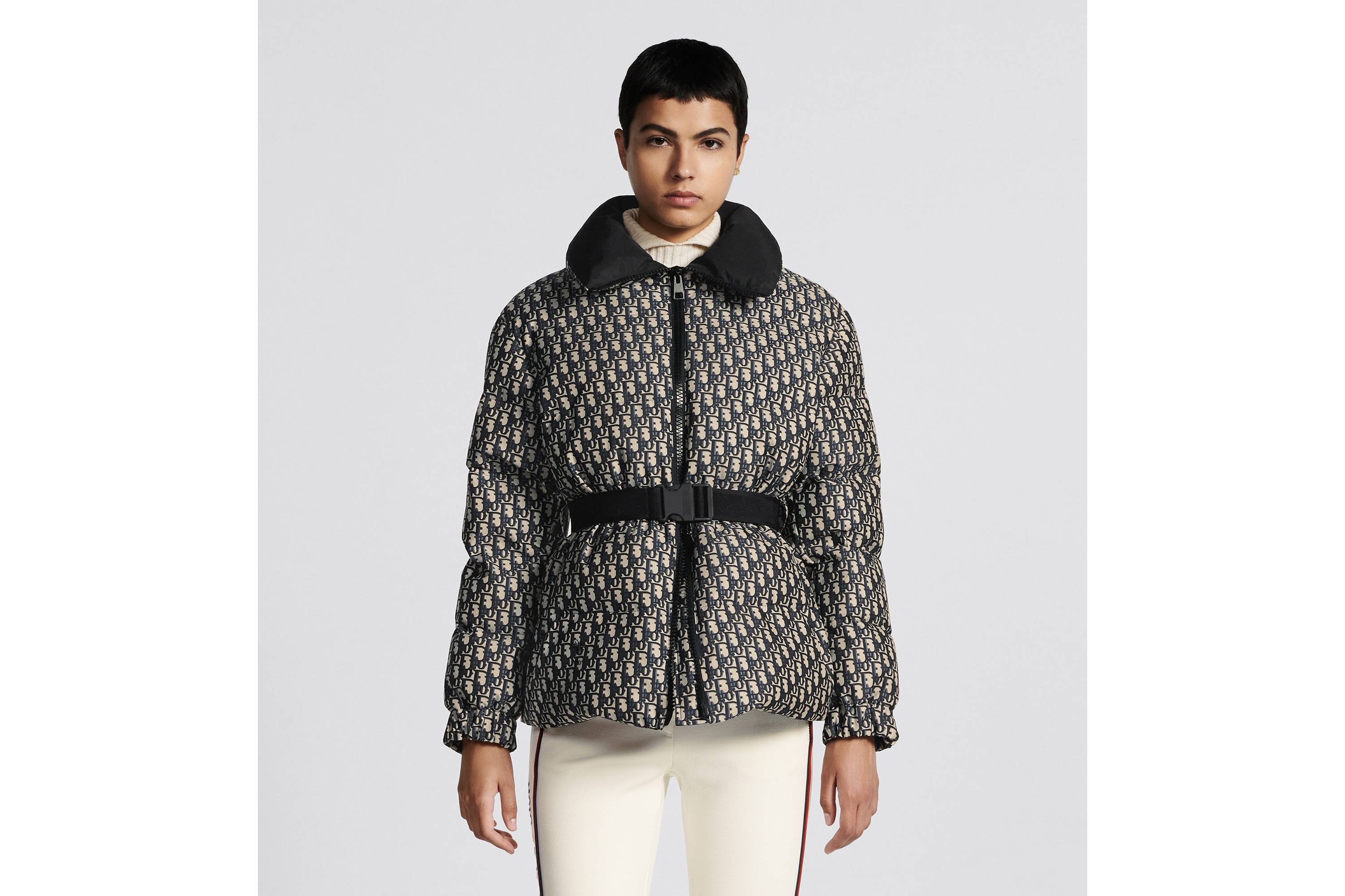 23C【DIOR】Coat with belt バージンウール×シルク Coat with Belt Blue Double-Sided Virgin Wool | DIOR
