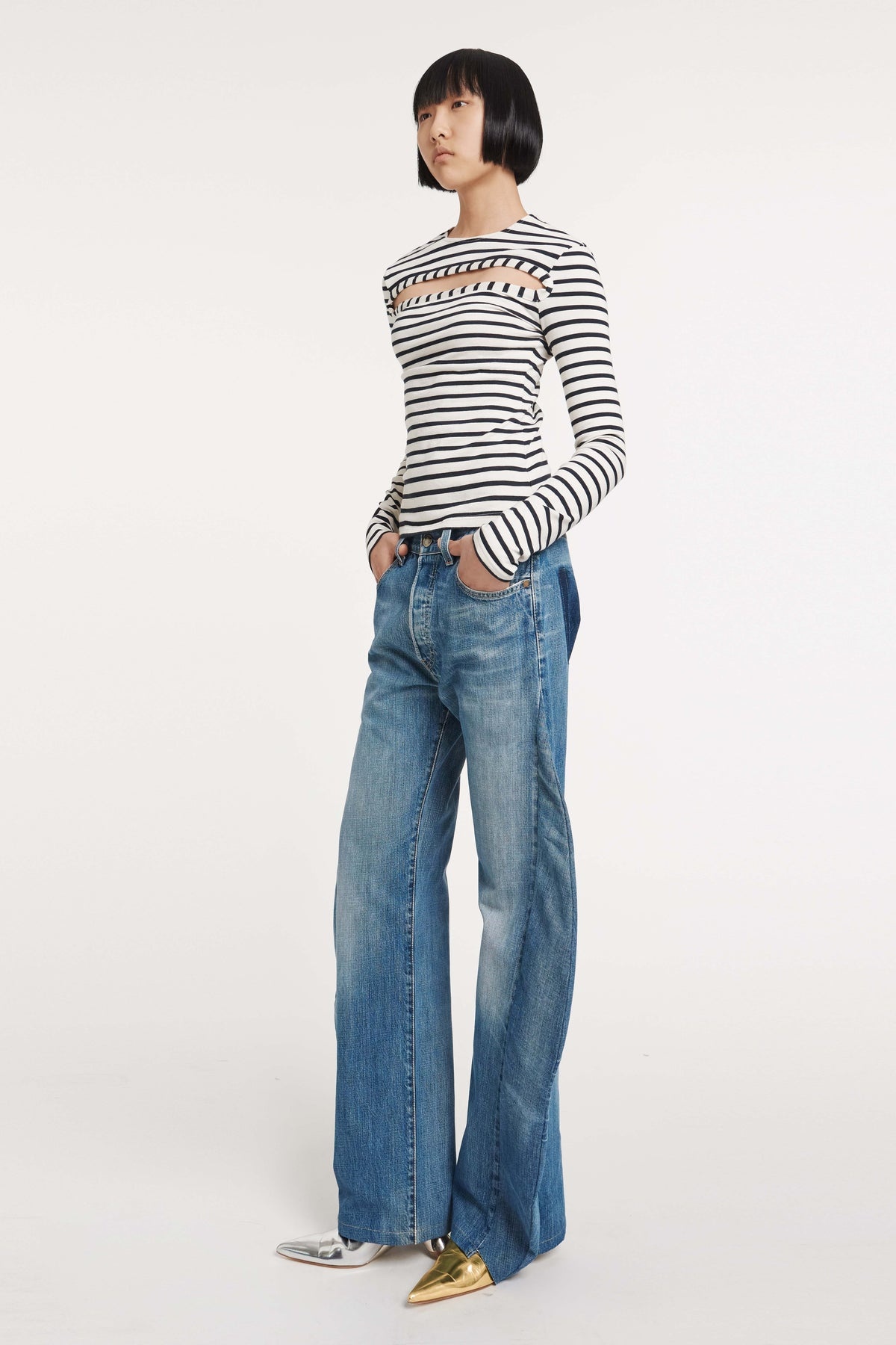 STRIPED FITTED TOP WITH FRONT CUTOUT STRIPED NAVY WHITE - 4