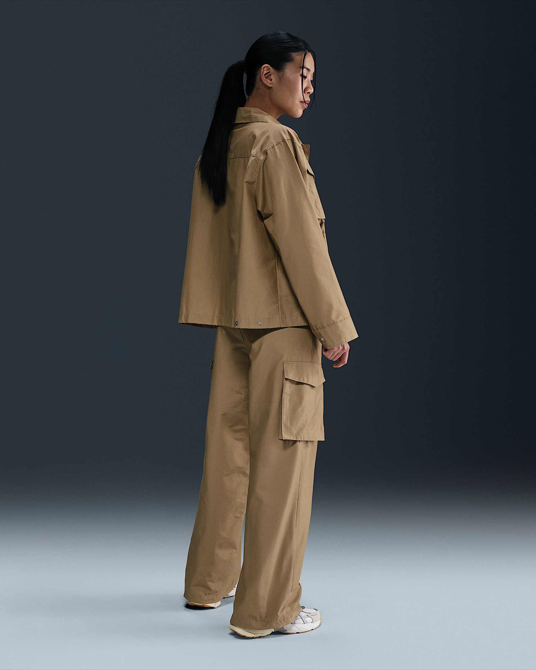 Nike Sportswear Everything Wovens Women's Mid-Rise Cargo Pants - 4