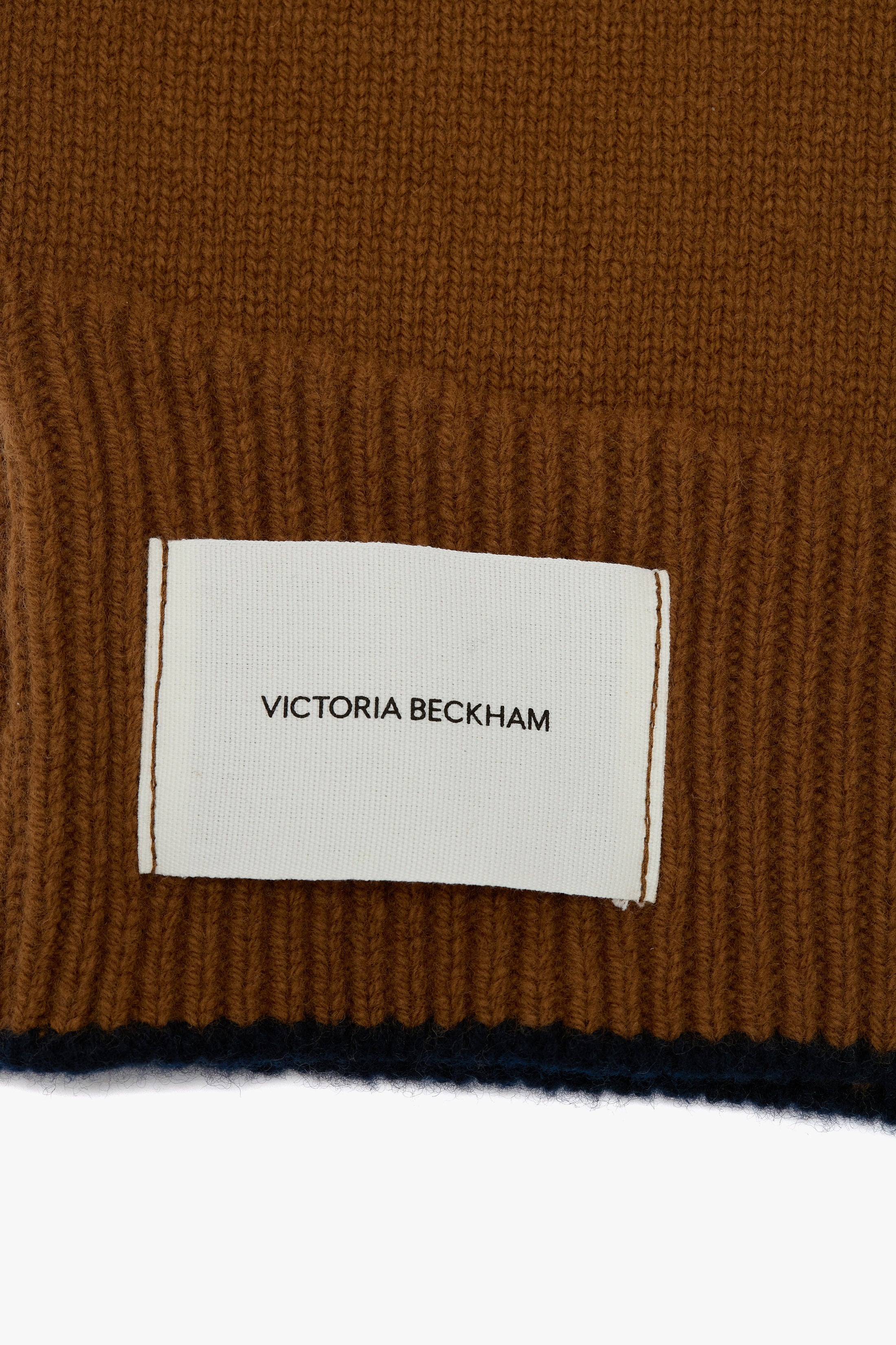 Knitted Hood In Camel-Navy - 5