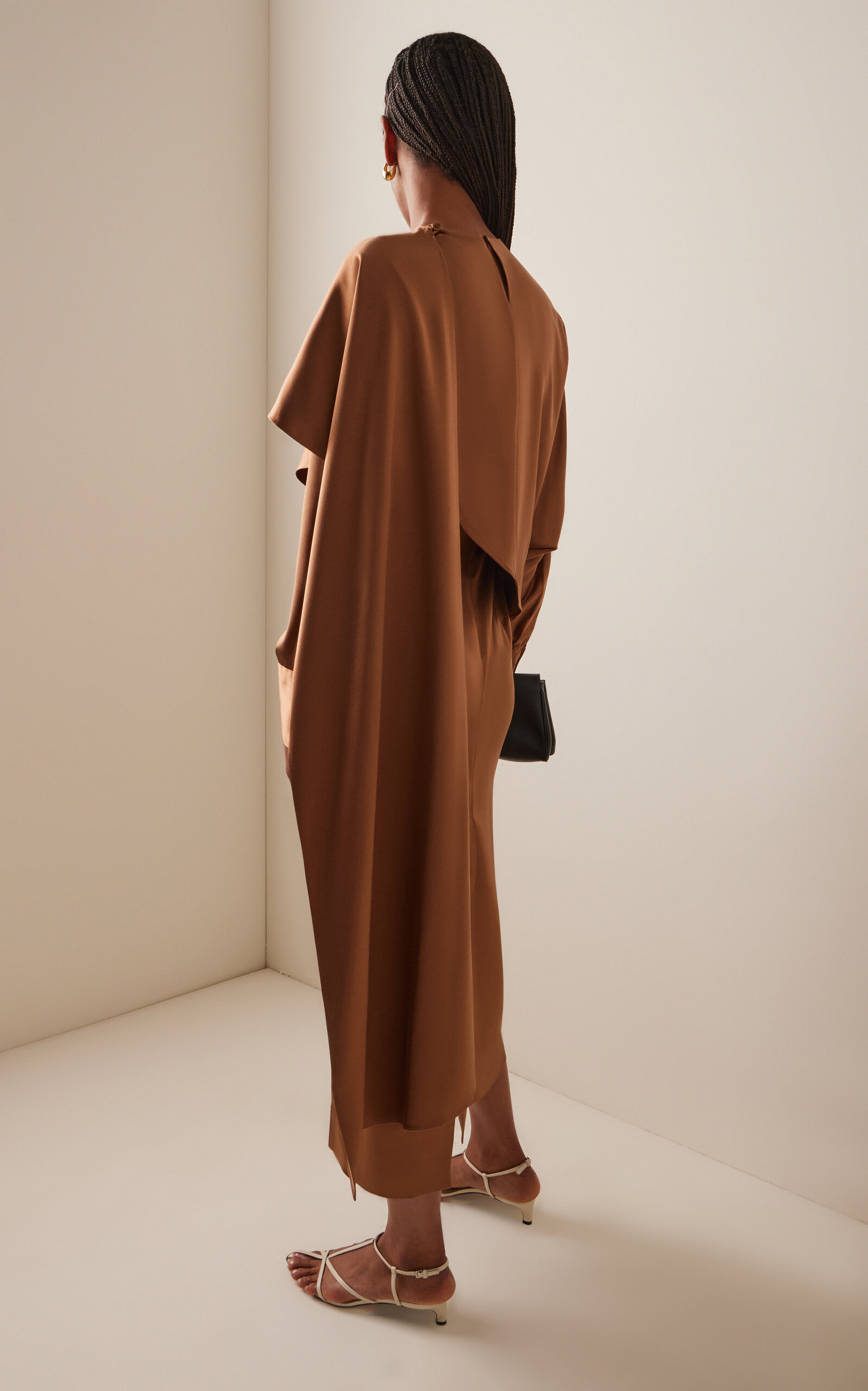 Exclusive Carmen Silk Maxi Cape Dress tan - 4