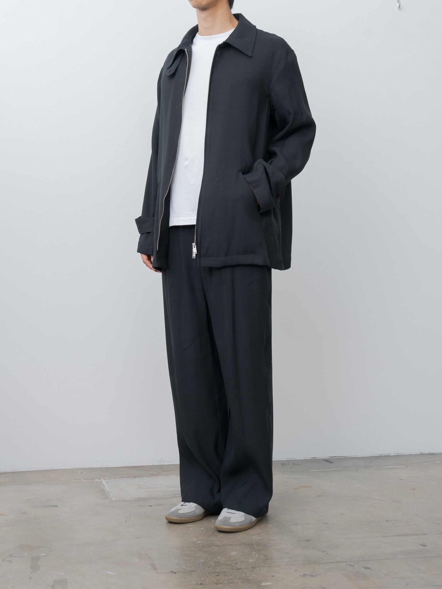Linen Acetate Front Gather Wide Trousers - Black - 3