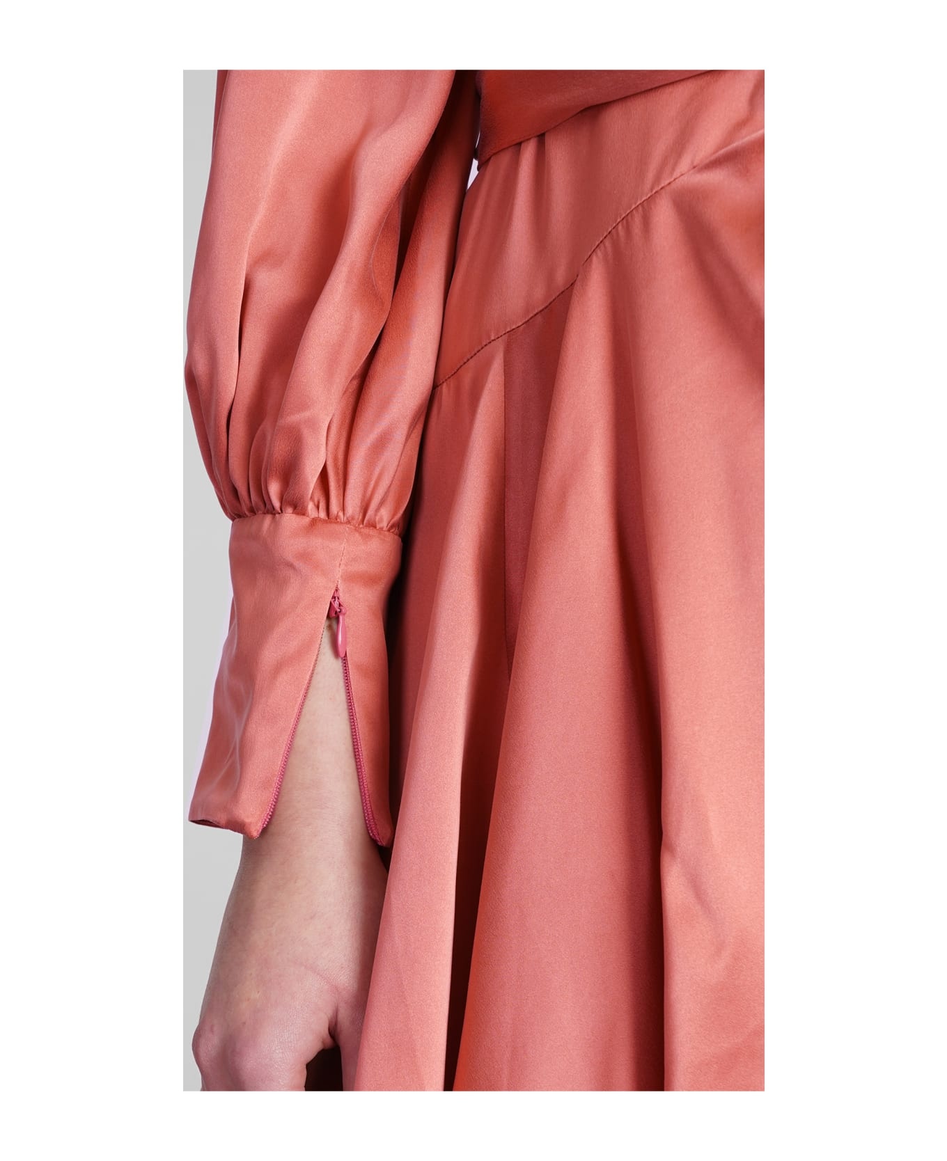 Dress In Rose-pink Silk - 5