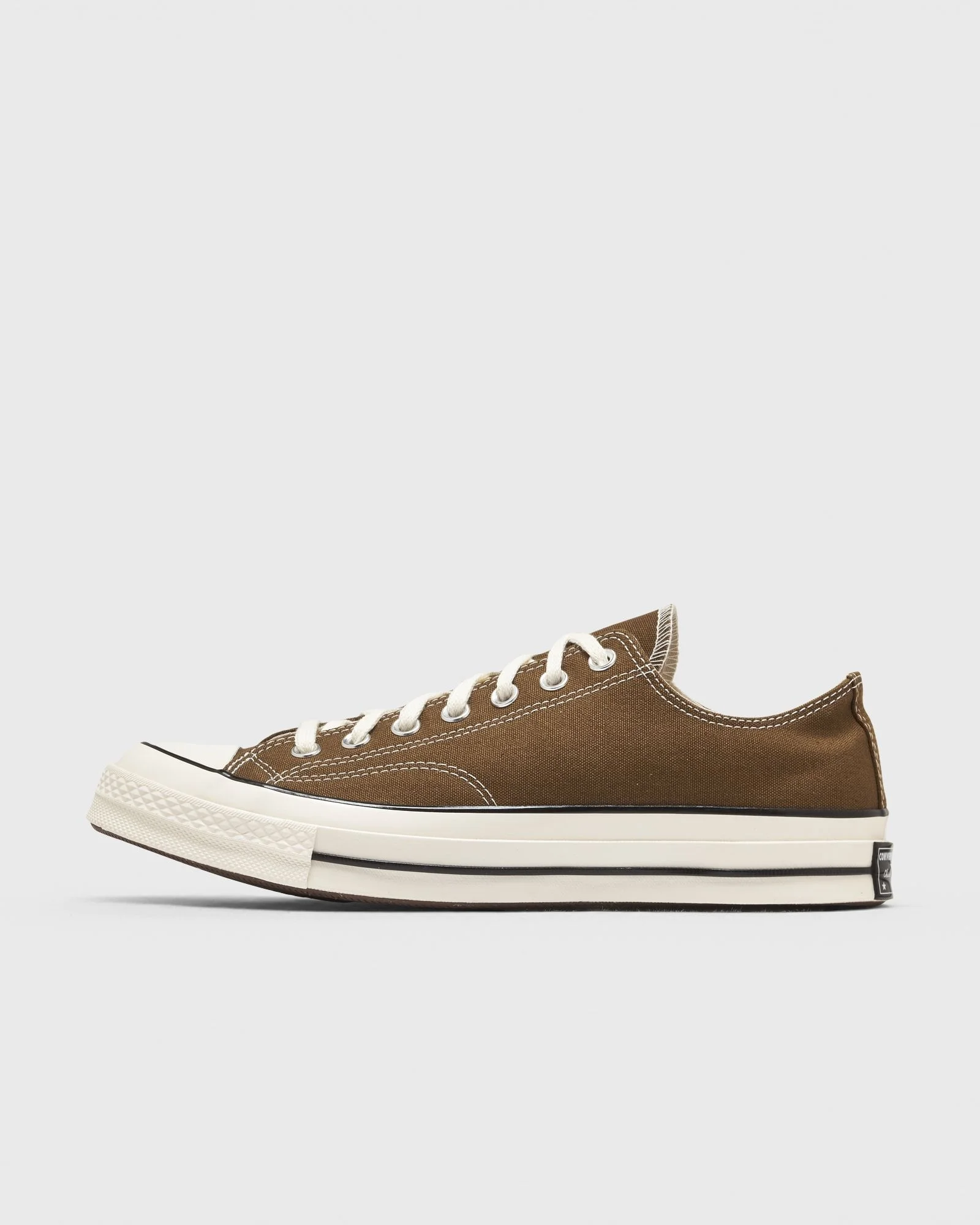 CHUCK 70 CANVAS - 1