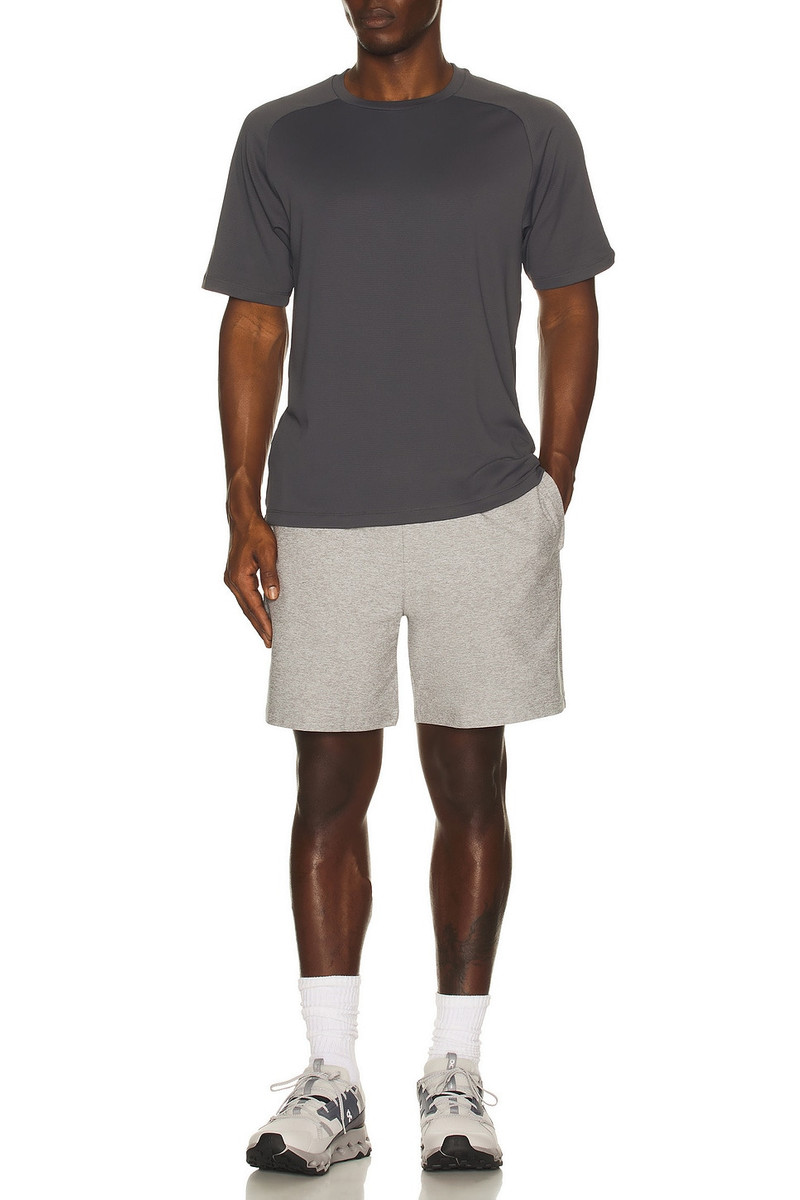 BEYOND YOGA All in Active Tee outlook