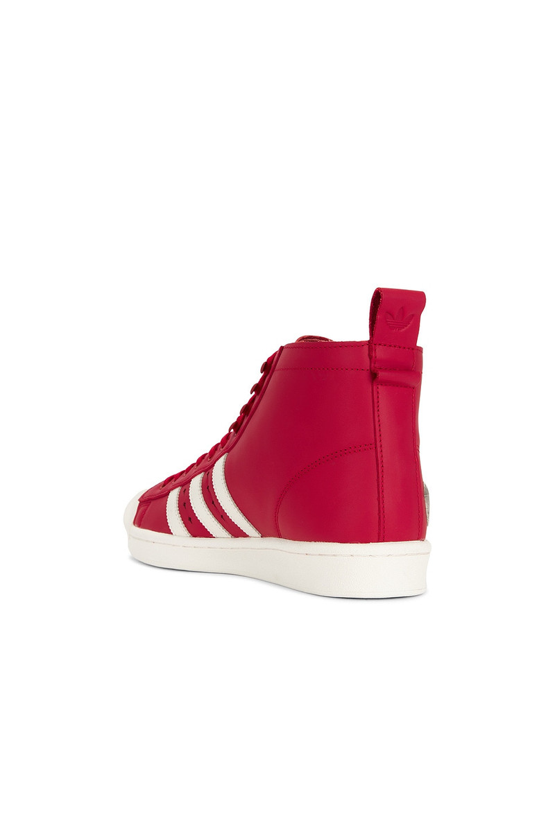 adidas Originals Mid Top Sneaker outlook