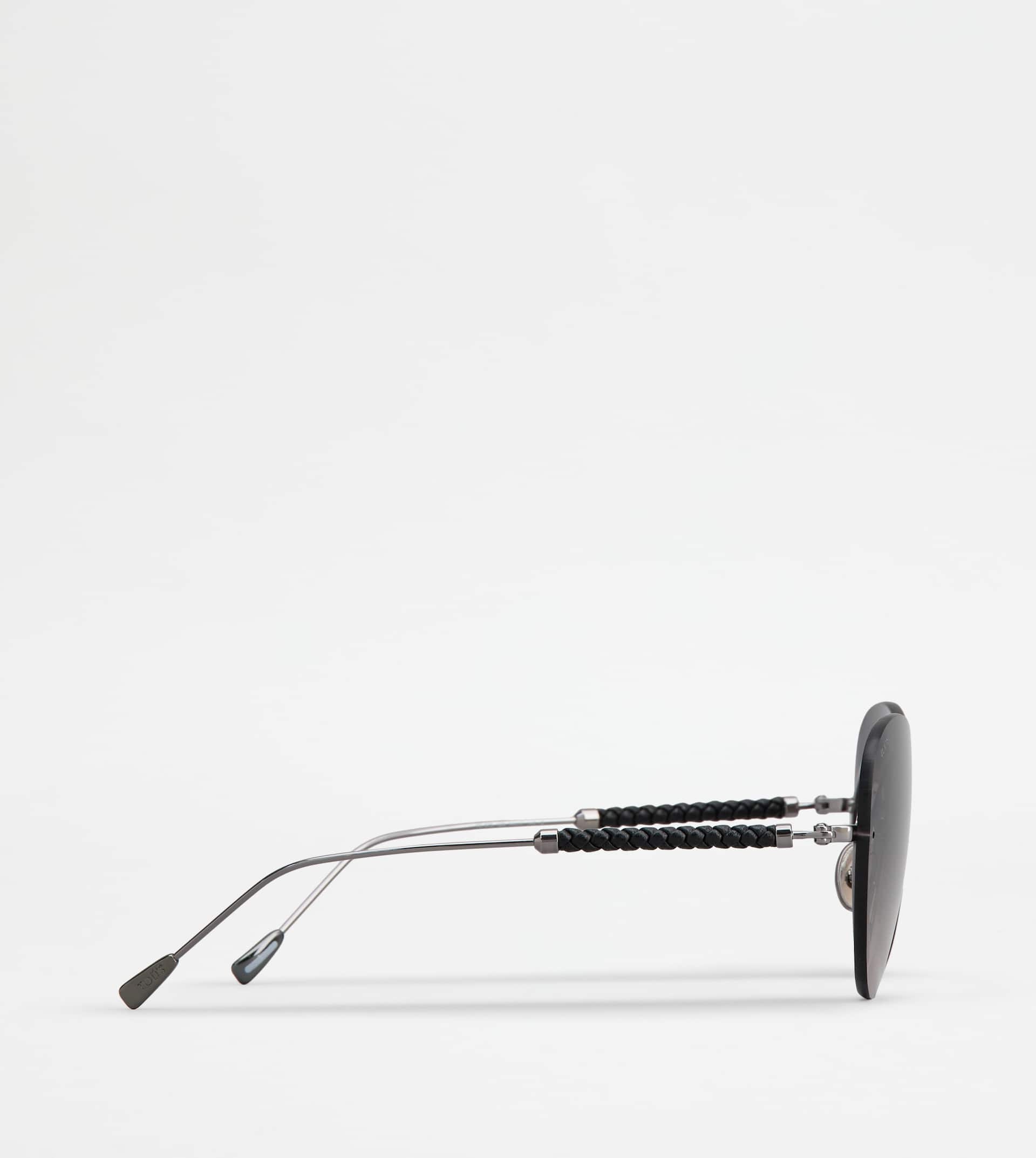 TEARDROP SUNGLASSES WITH TEMPLES IN LEATHER - GREY - 2